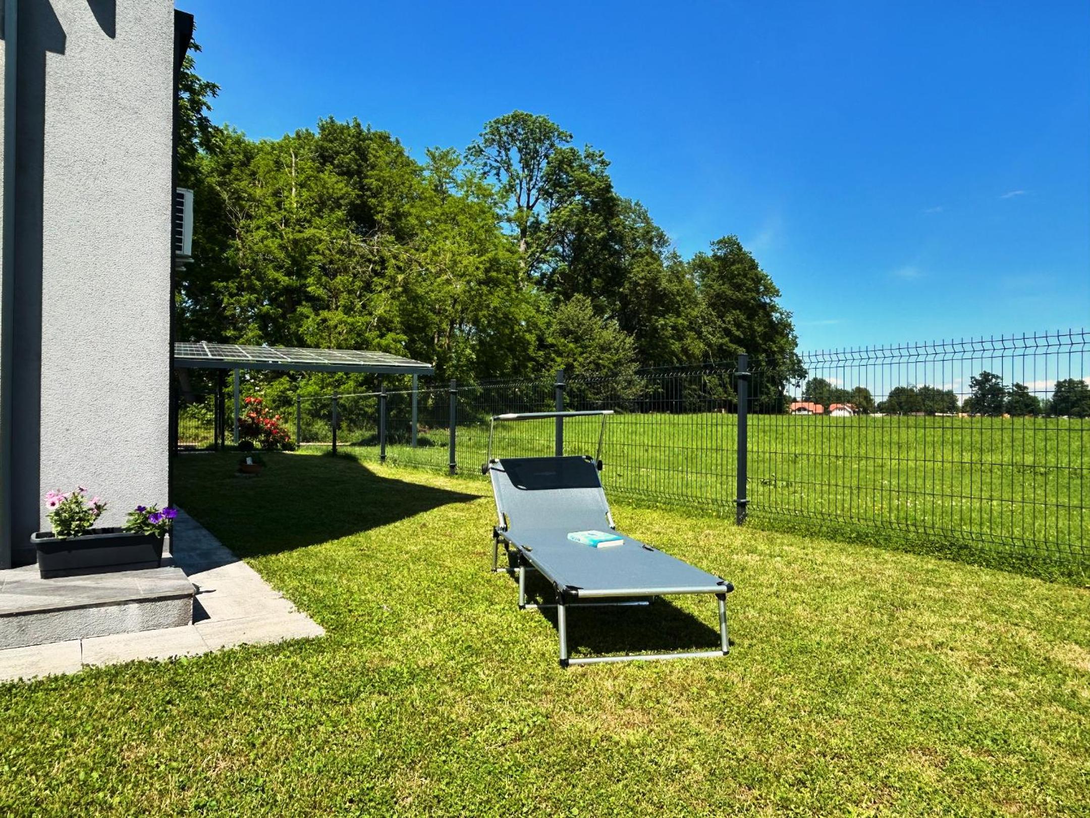 SECOND HOME Banovci, photo 11