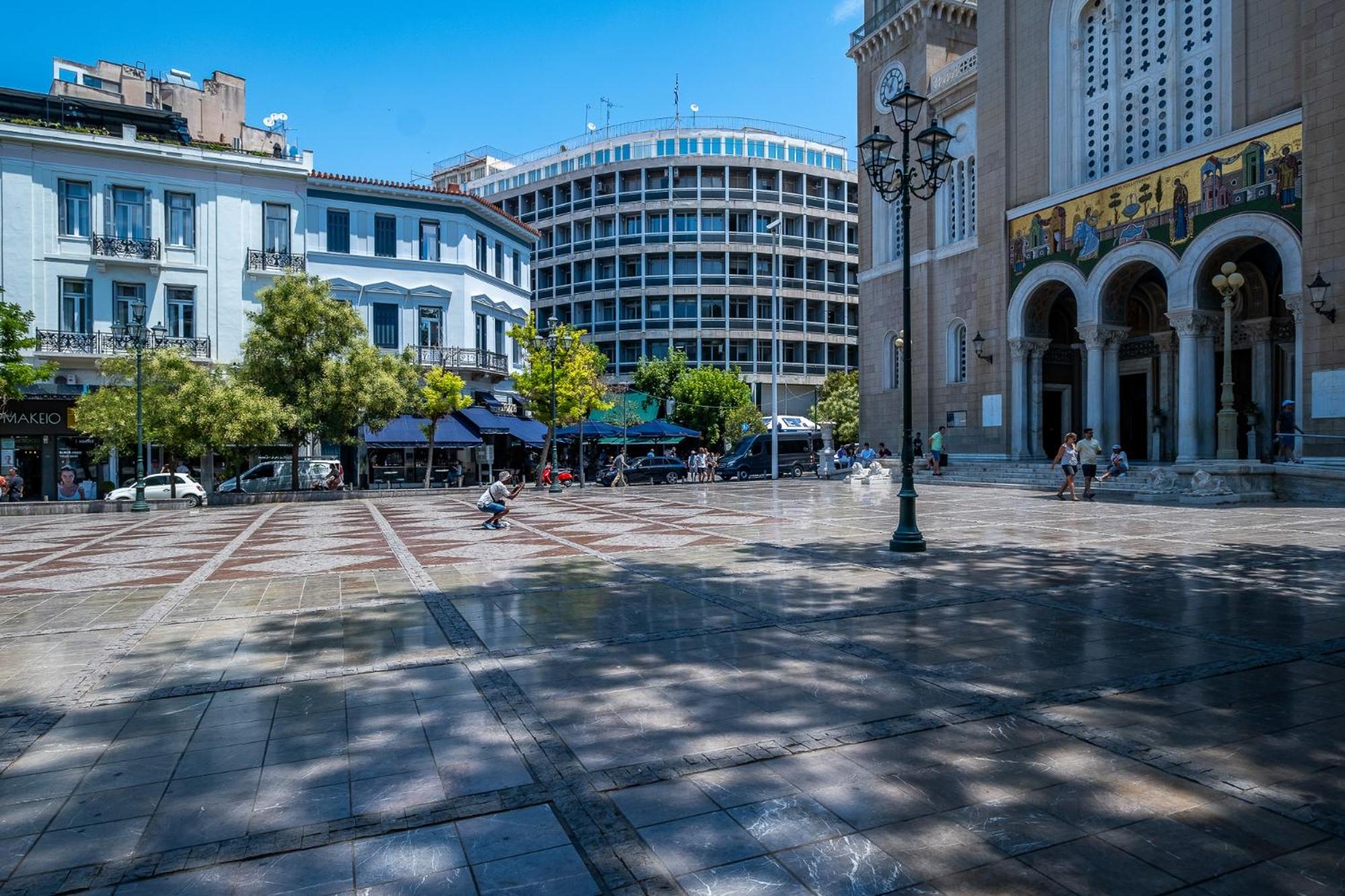 Athensis Acropolis View next to Ermou street!
