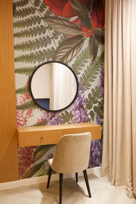 Stylish Stay in White City