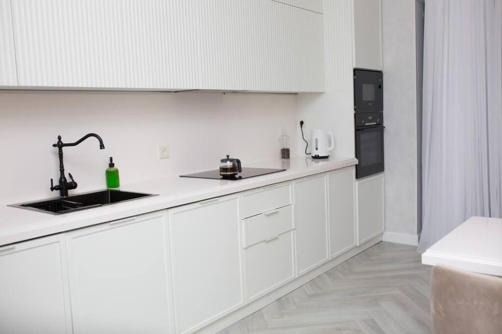 Stylish Stay in White City