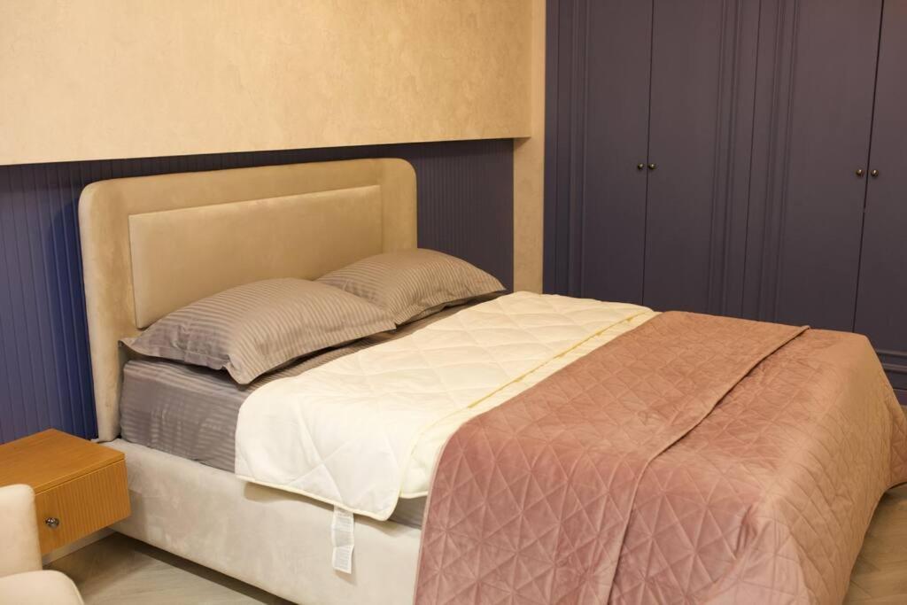 Stylish Stay in White City