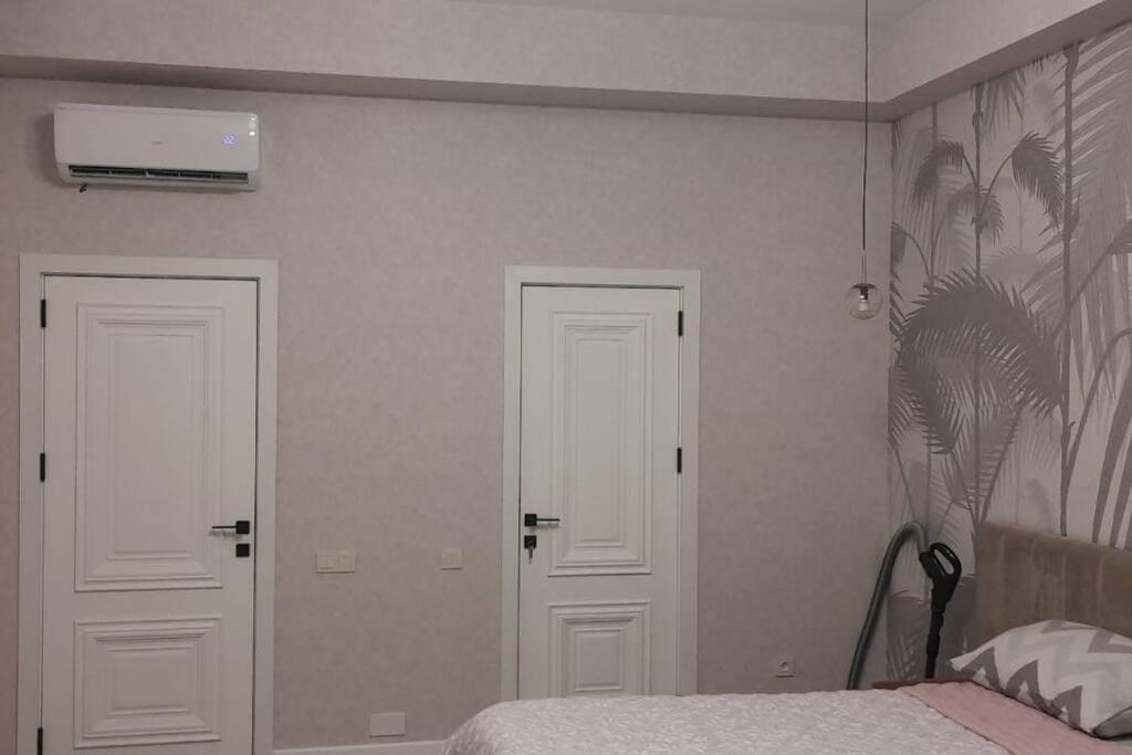 Stylish Stay in White City