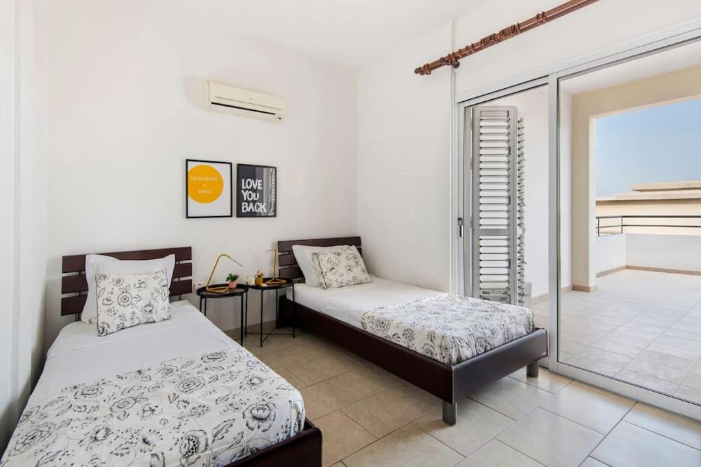 City Center Top Floor Big Balcony 2BR Close to the Beach