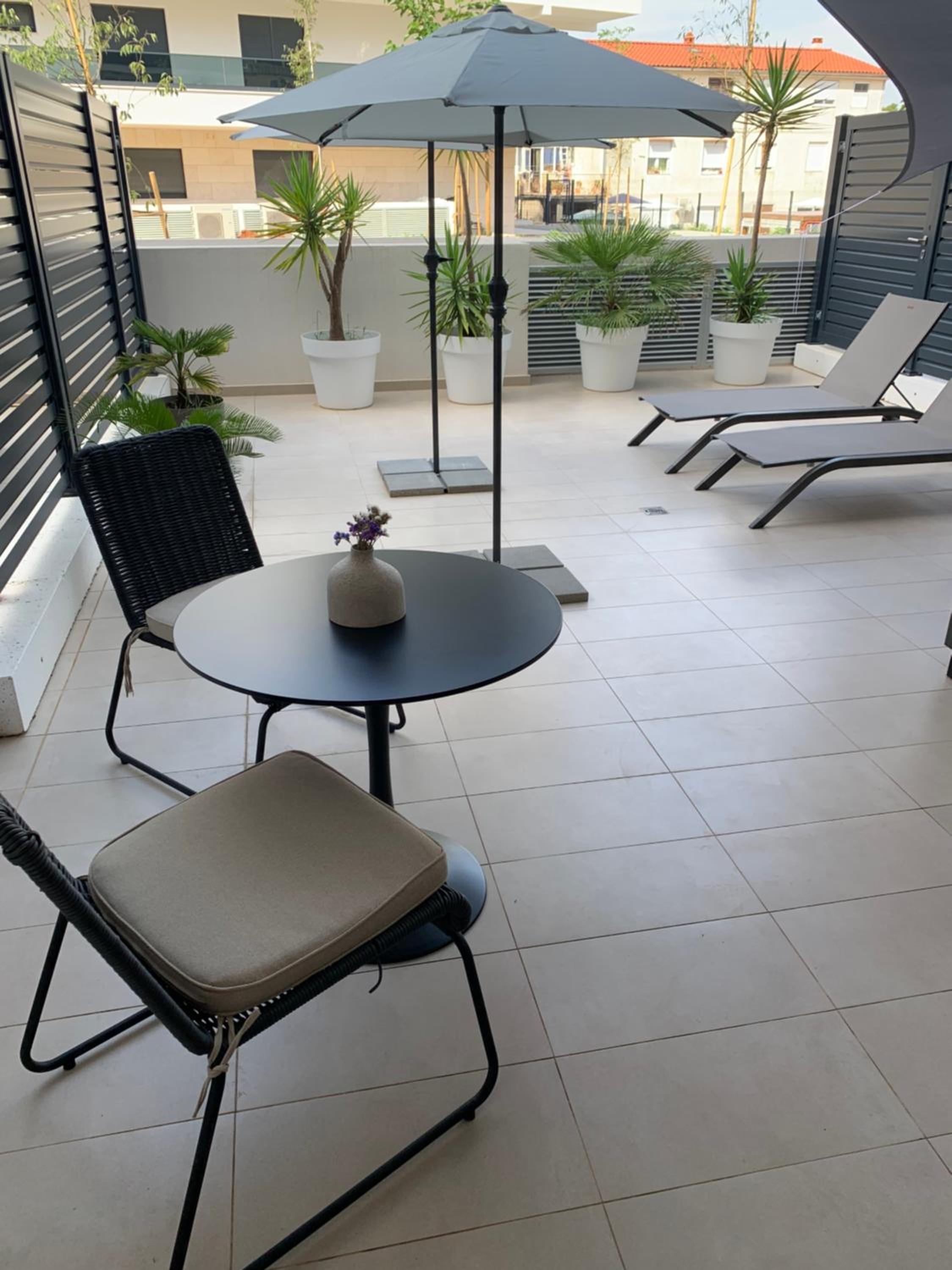 Hotel Capitol Suites - Image 1