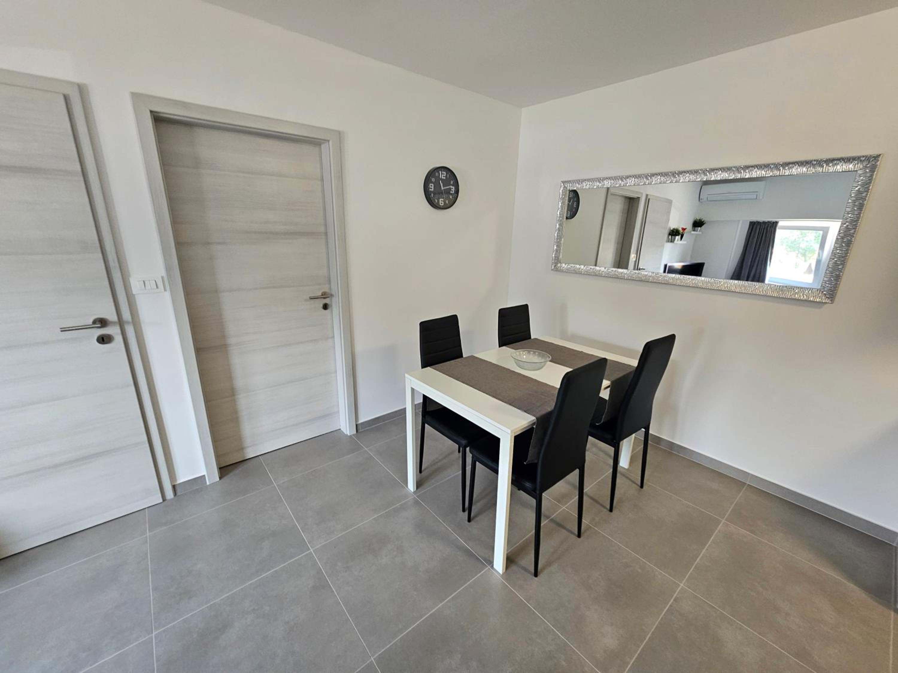 Apartma Bertoki