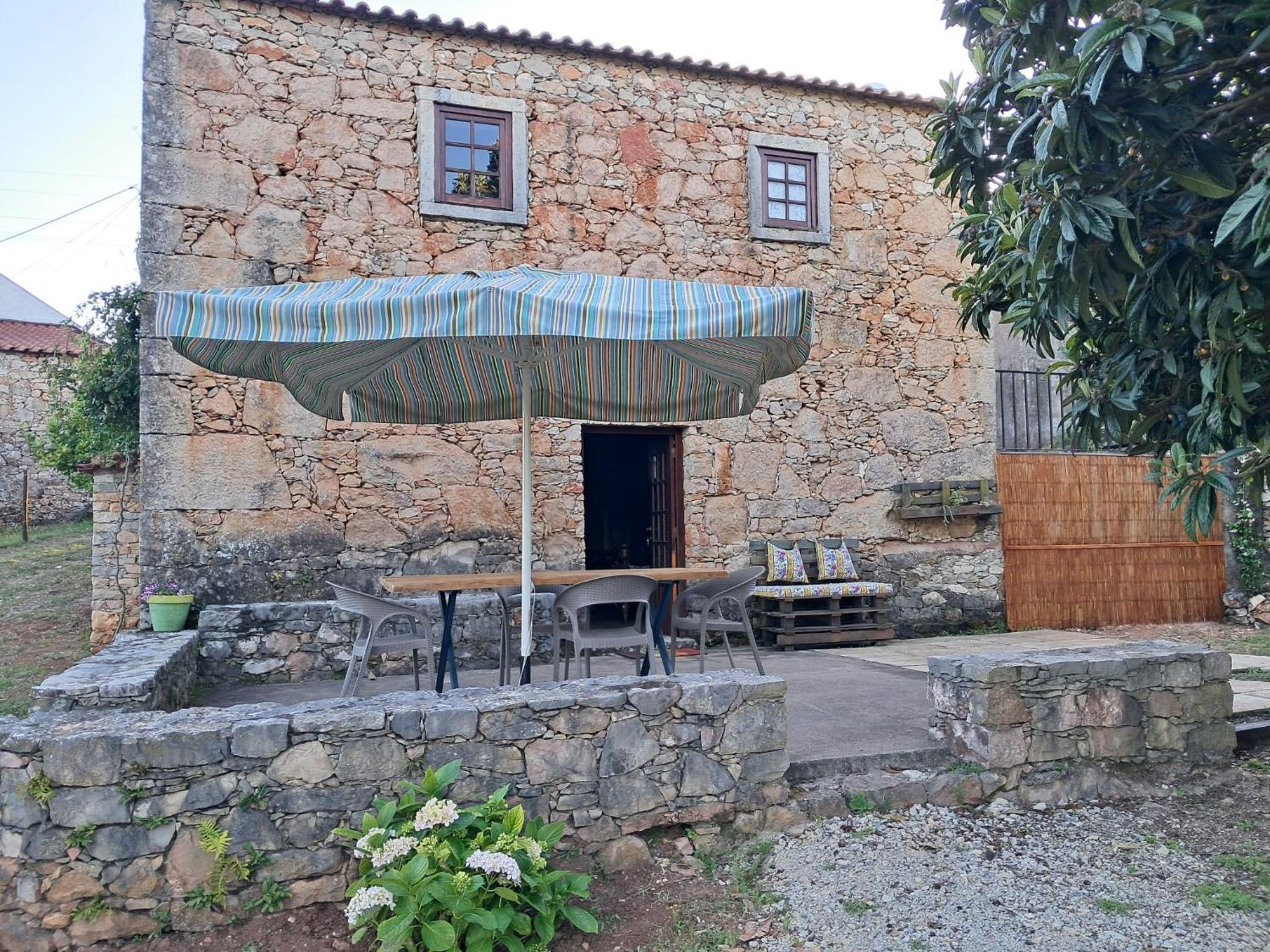 Casa do Loureiro view 2