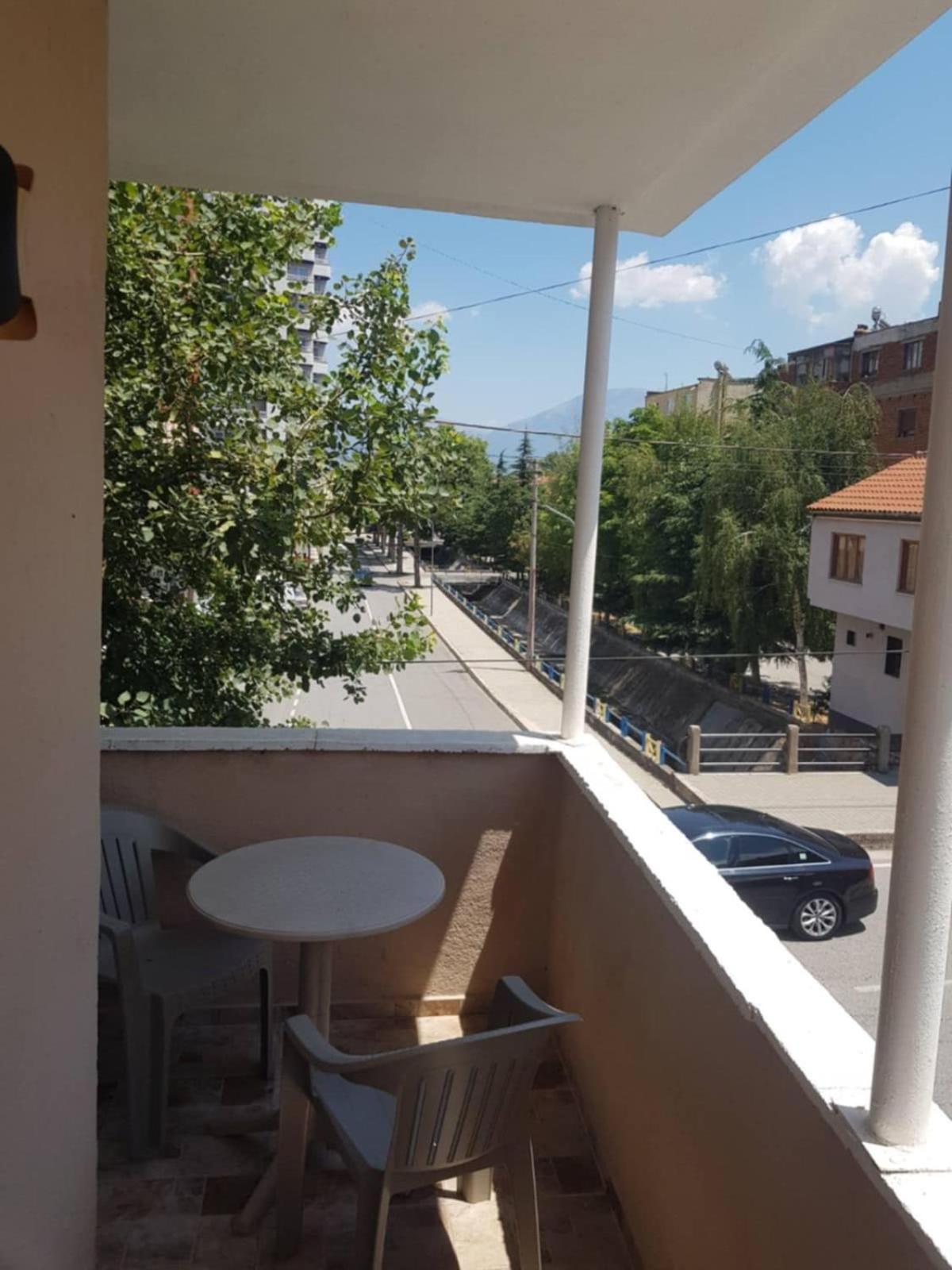 2BR Lakeside Harmony & Balcony - Pogradec, Lake Ohrid