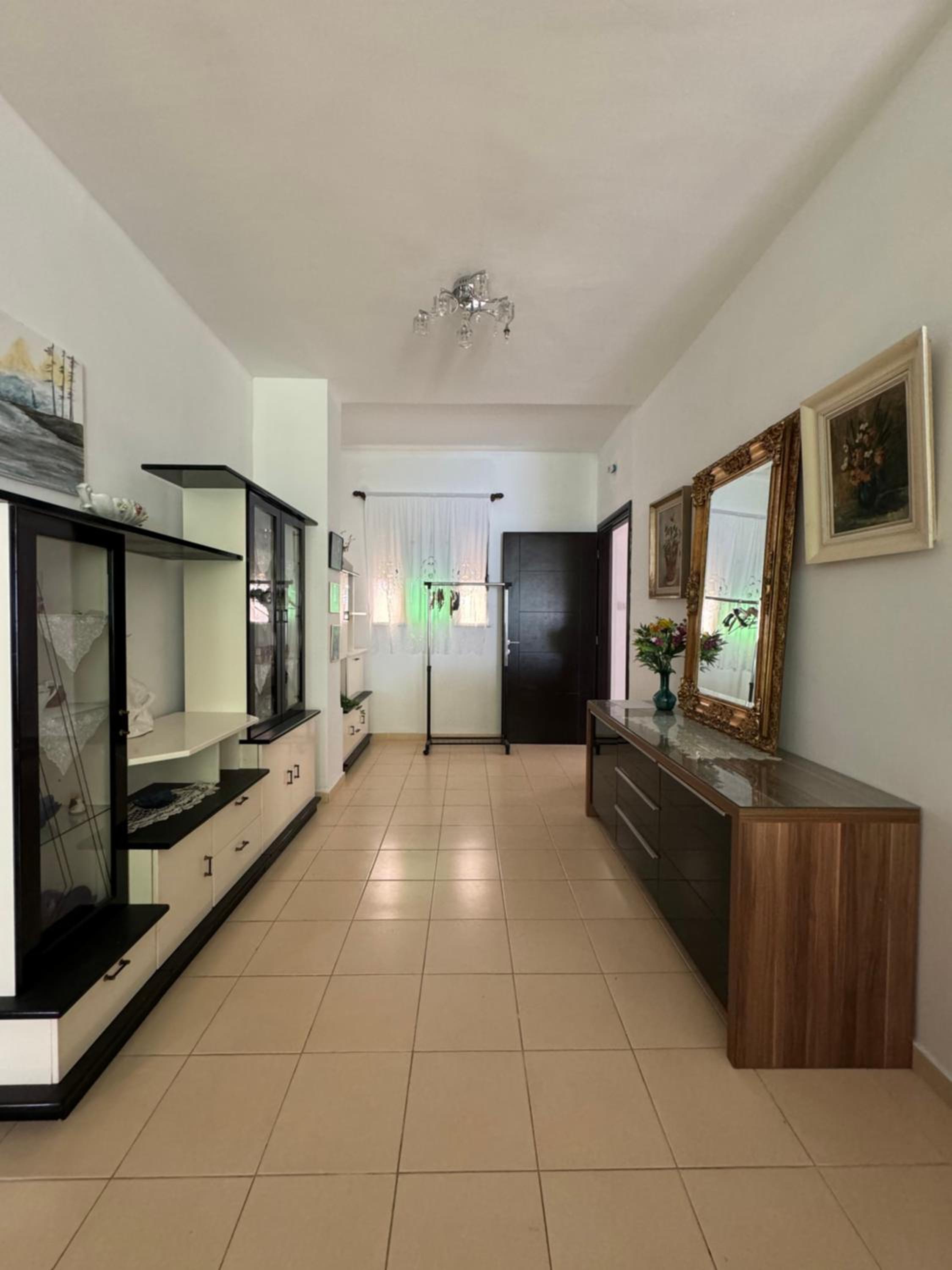 Jona Apartment