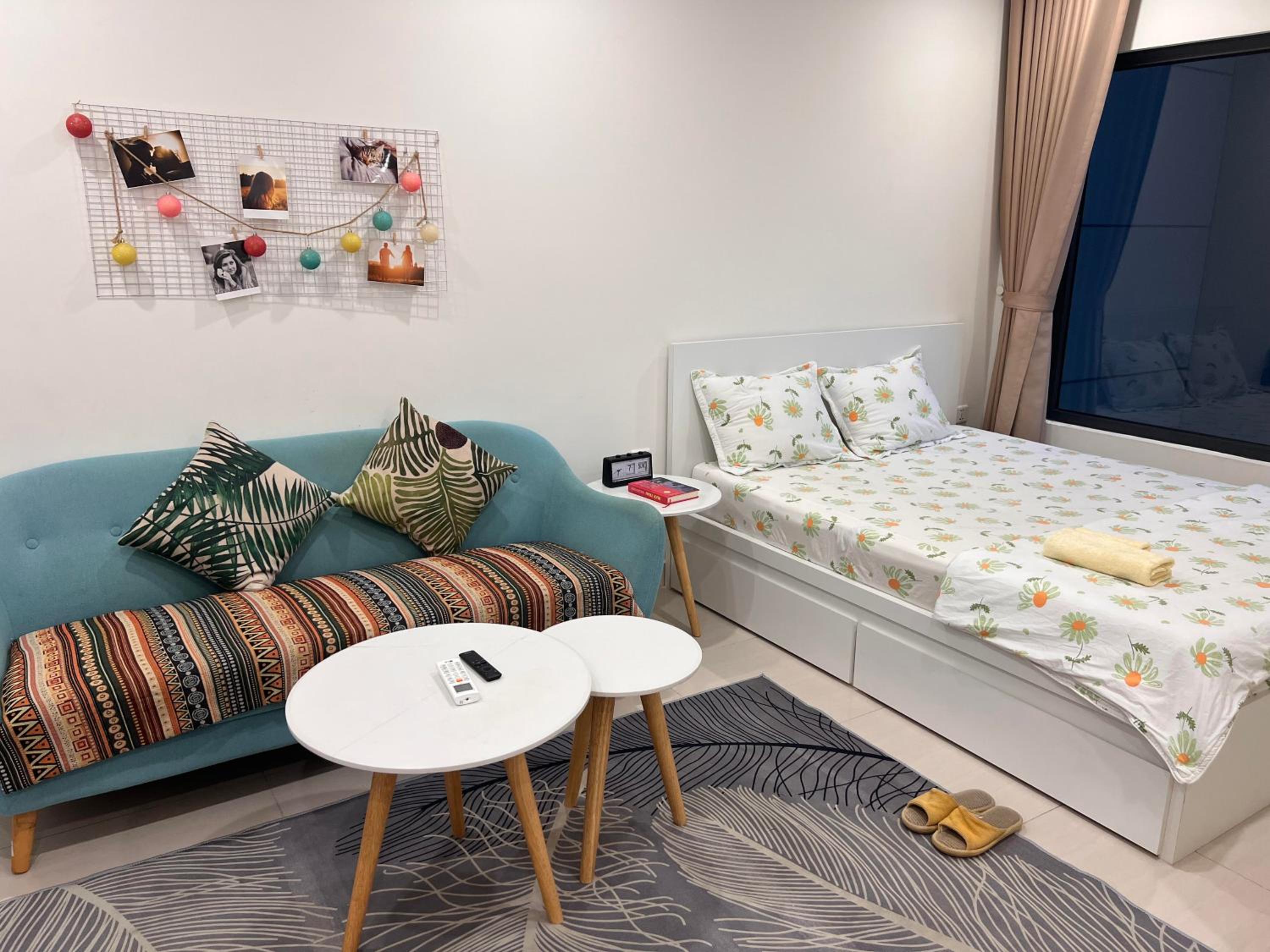 Hotel Vinhome Grand Park Homestay-HappyStay - Image 1