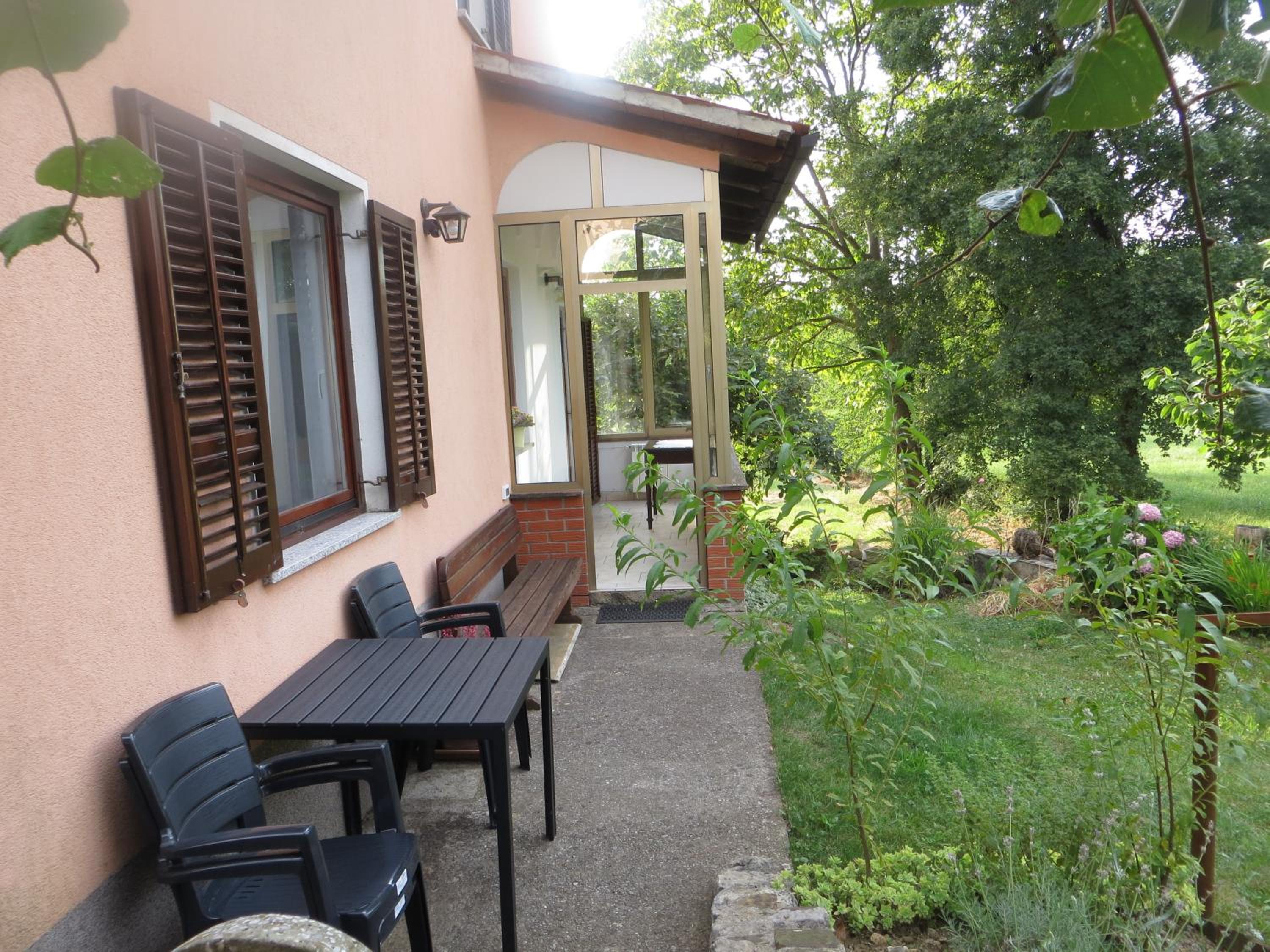 Sobe Orešje view 5