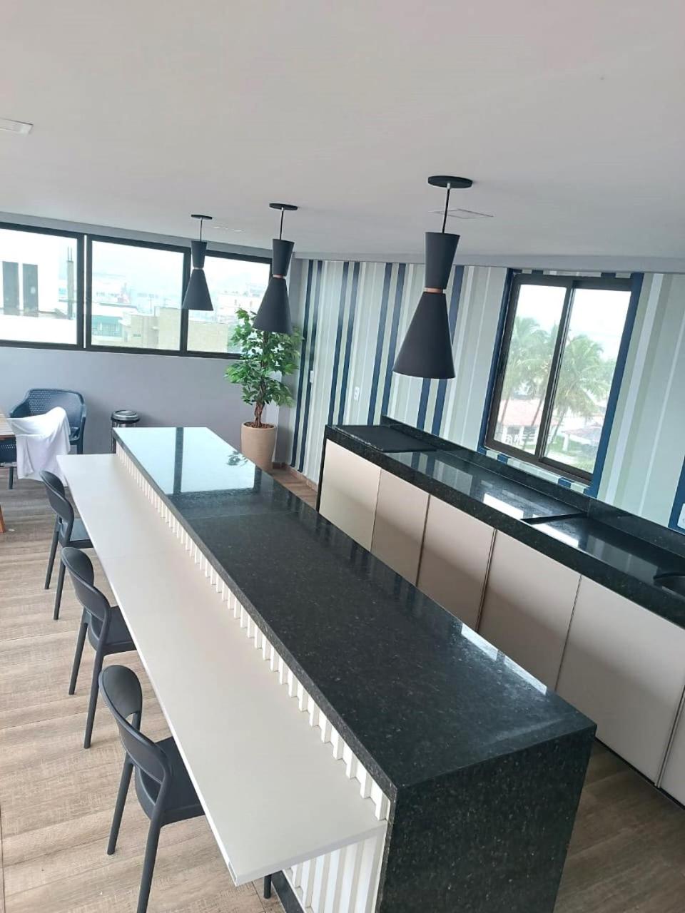 STUDIO DE LUXO - Avaliado com NOTA 10 - Qualidade, Conforto e Comodidade - Centrinho da Praia de Porto de Galinhas