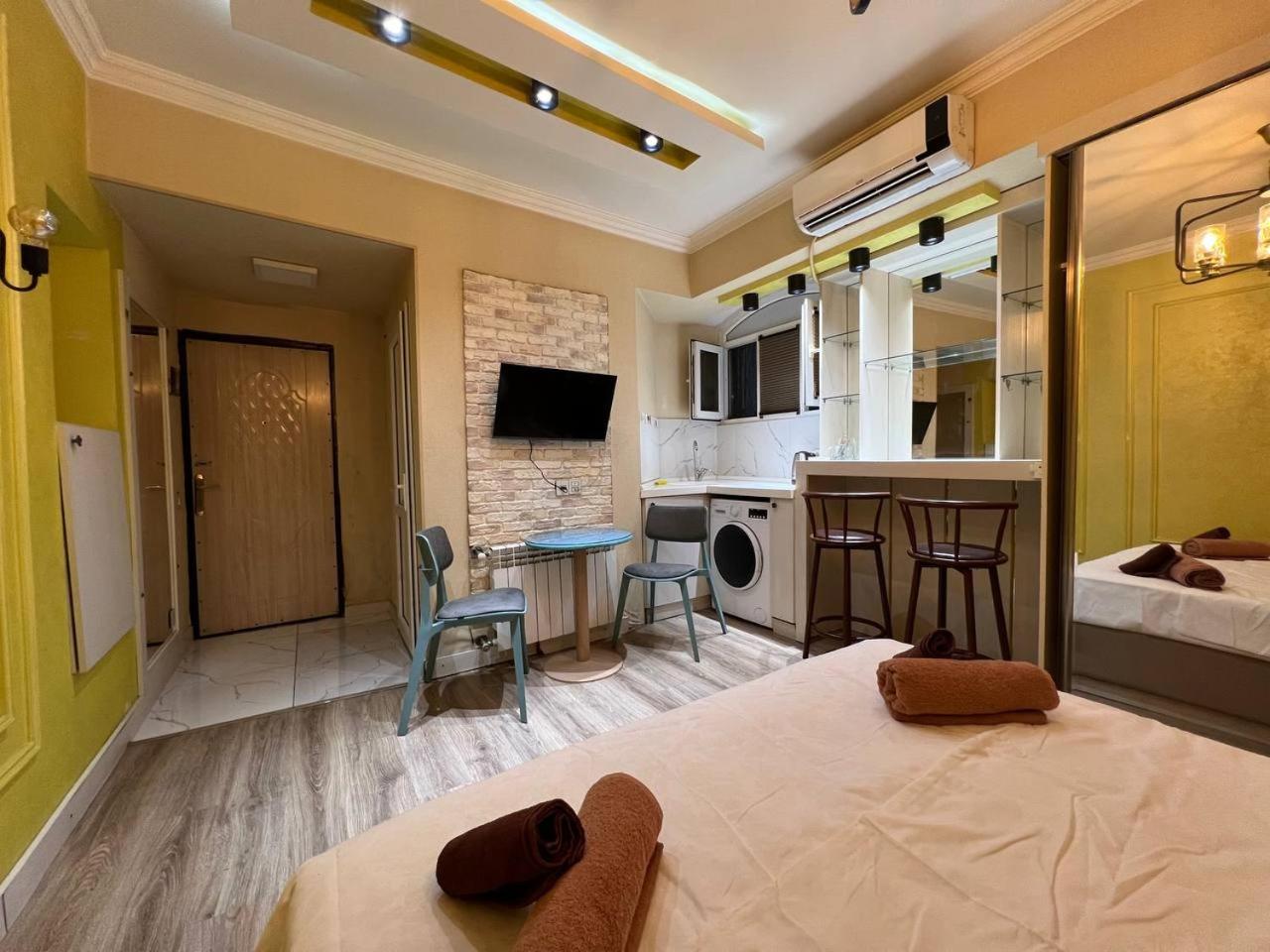 High comfort rooms on Nizami street center of Baku
