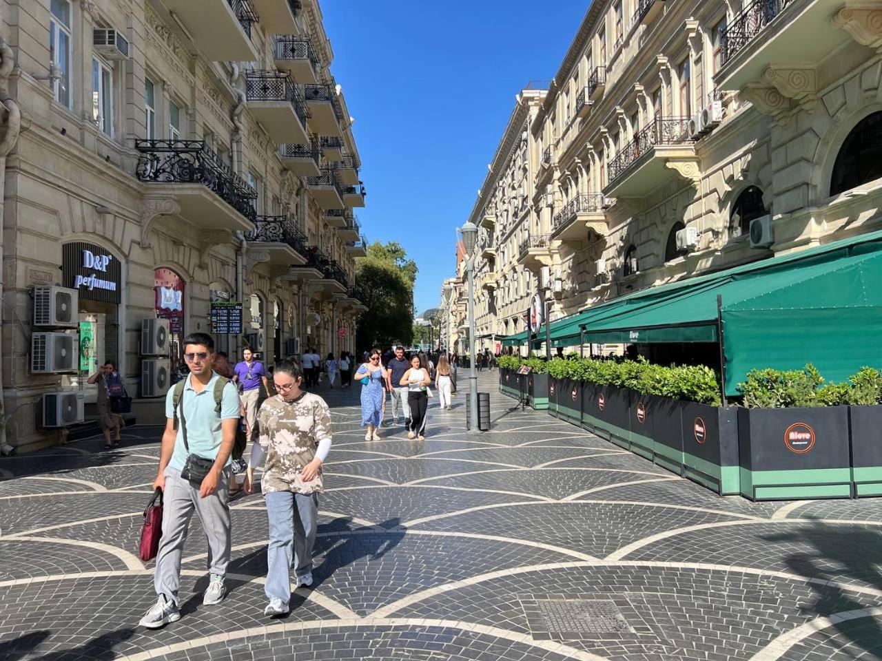 High comfort rooms on Nizami street center of Baku