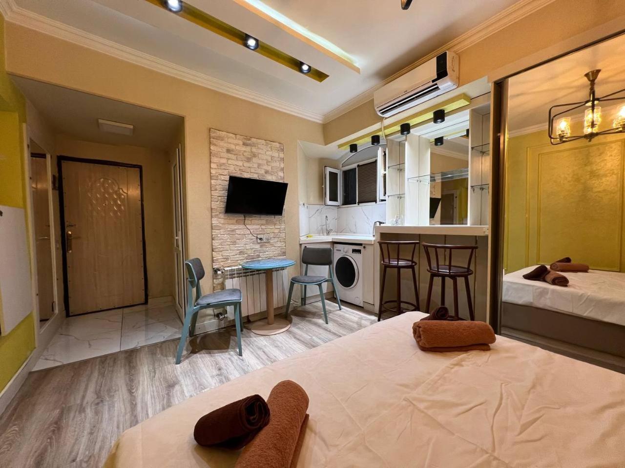High comfort rooms on Nizami street center of Baku