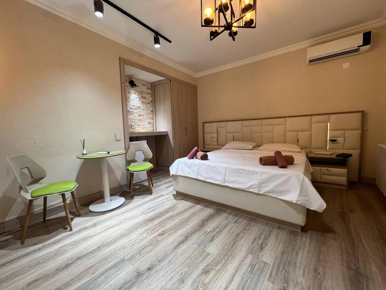 High comfort rooms on Nizami street center of Baku