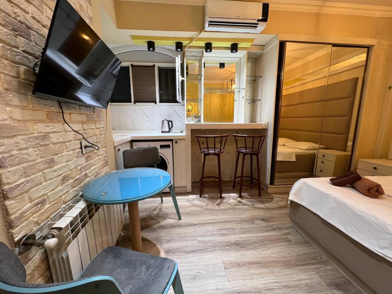 High comfort rooms on Nizami street center of Baku