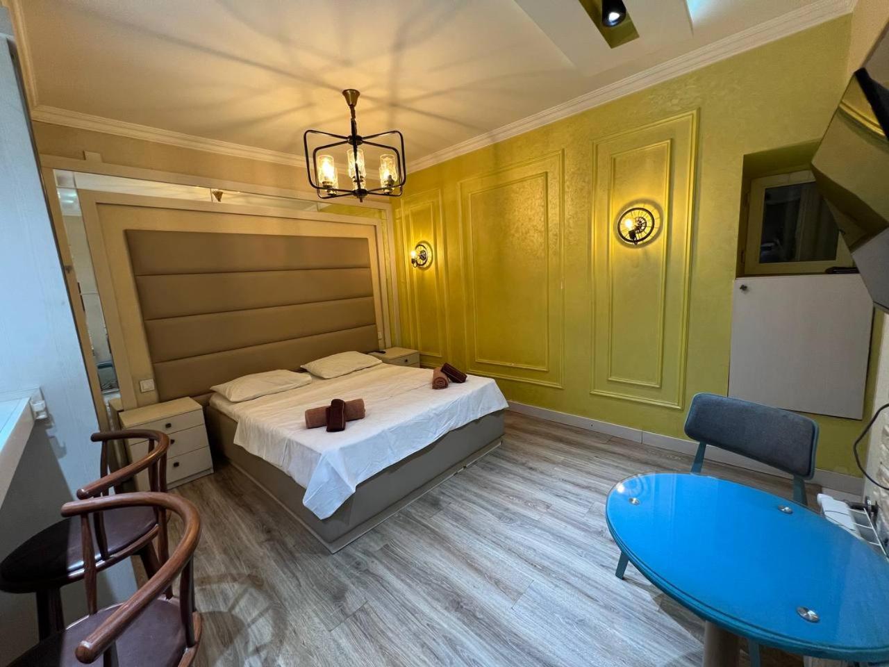 High comfort rooms on Nizami street center of Baku