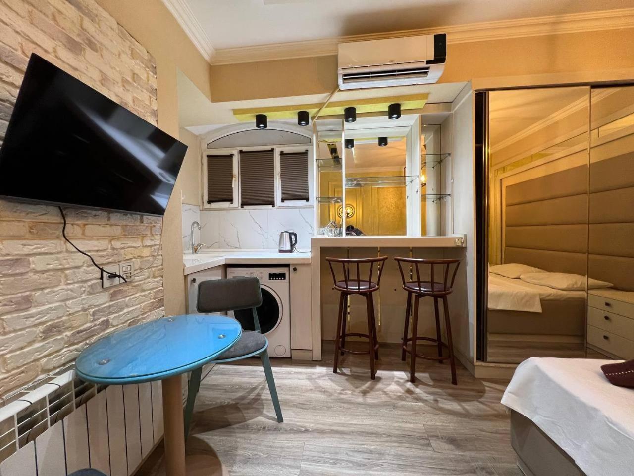 High comfort rooms on Nizami street center of Baku