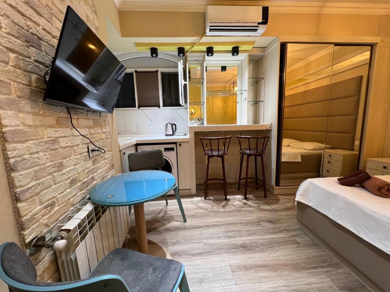 High comfort rooms on Nizami street center of Baku