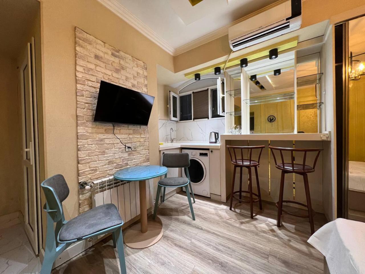High comfort rooms on Nizami street center of Baku