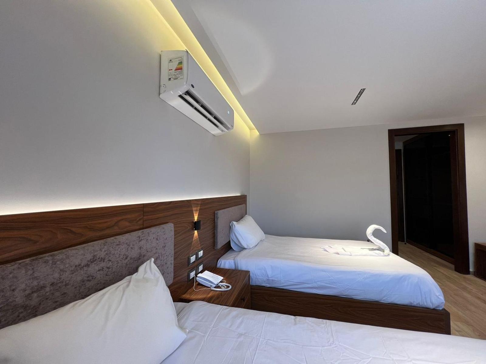 Alpha Pyramids Hotel