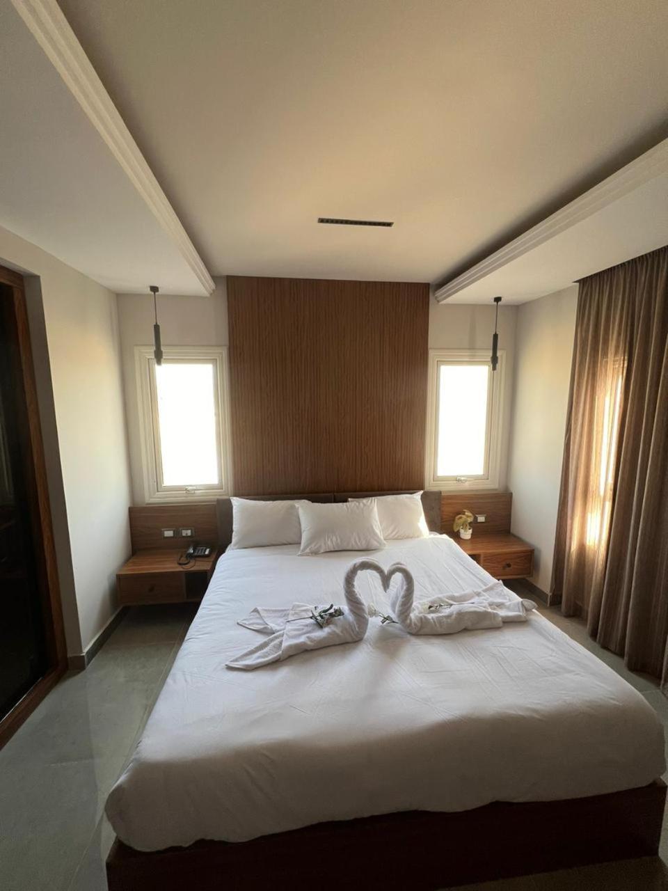Alpha Pyramids Hotel