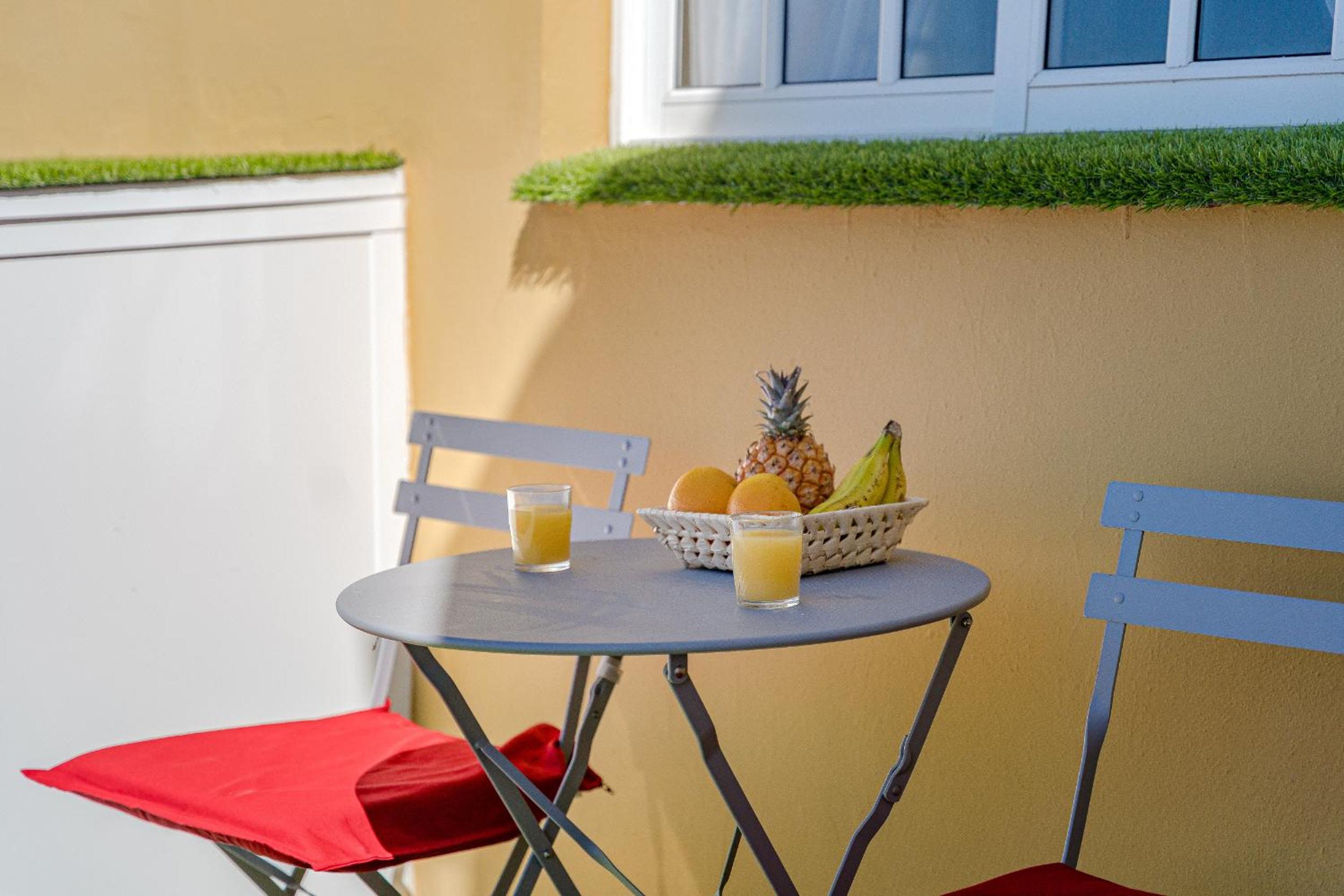 balance & terrace