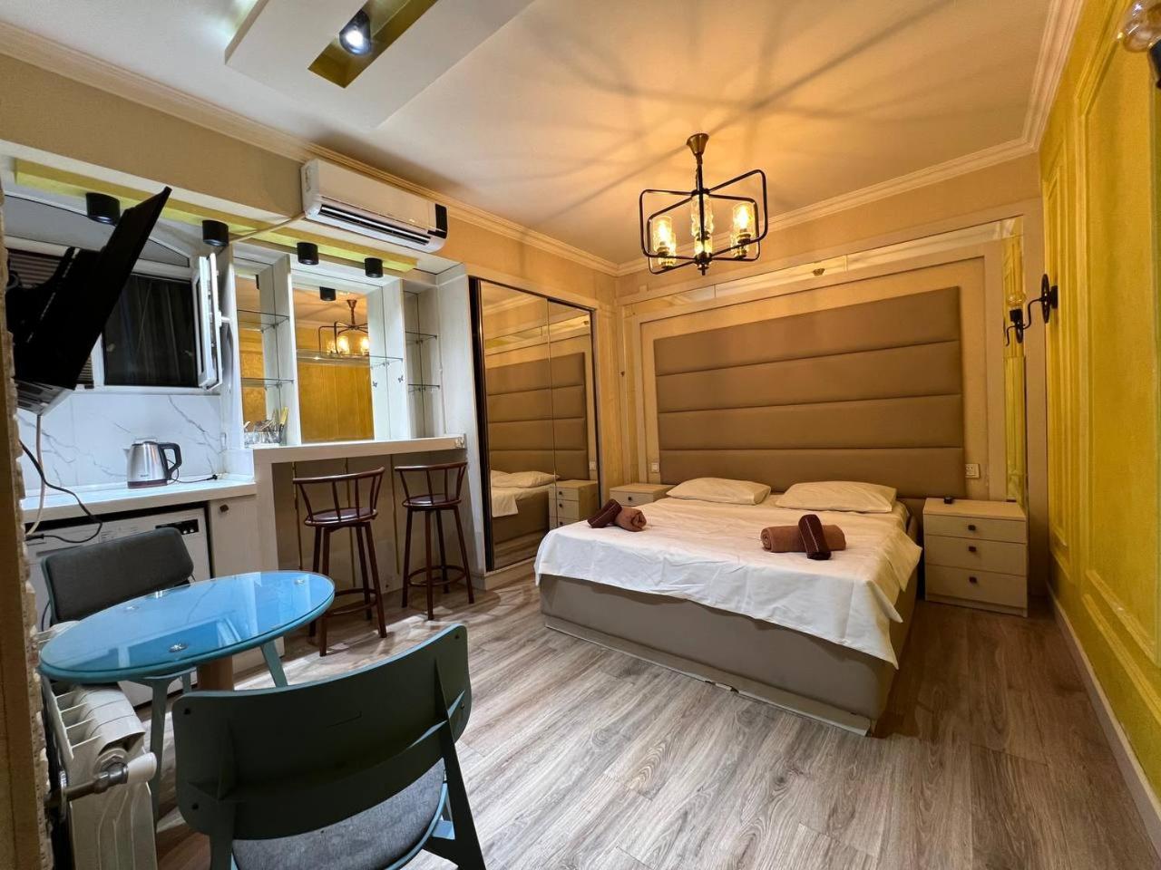 High comfort rooms on Nizami street center of Baku