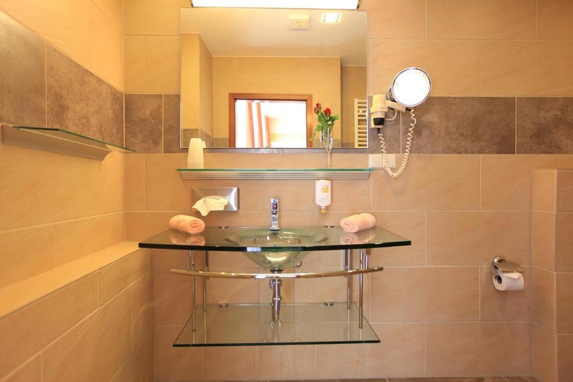 Kassel Vacations - Adesso Hotel Kassel -pay at property on arrival- Ihr Automatenhotel in Kassel - Property Image 5