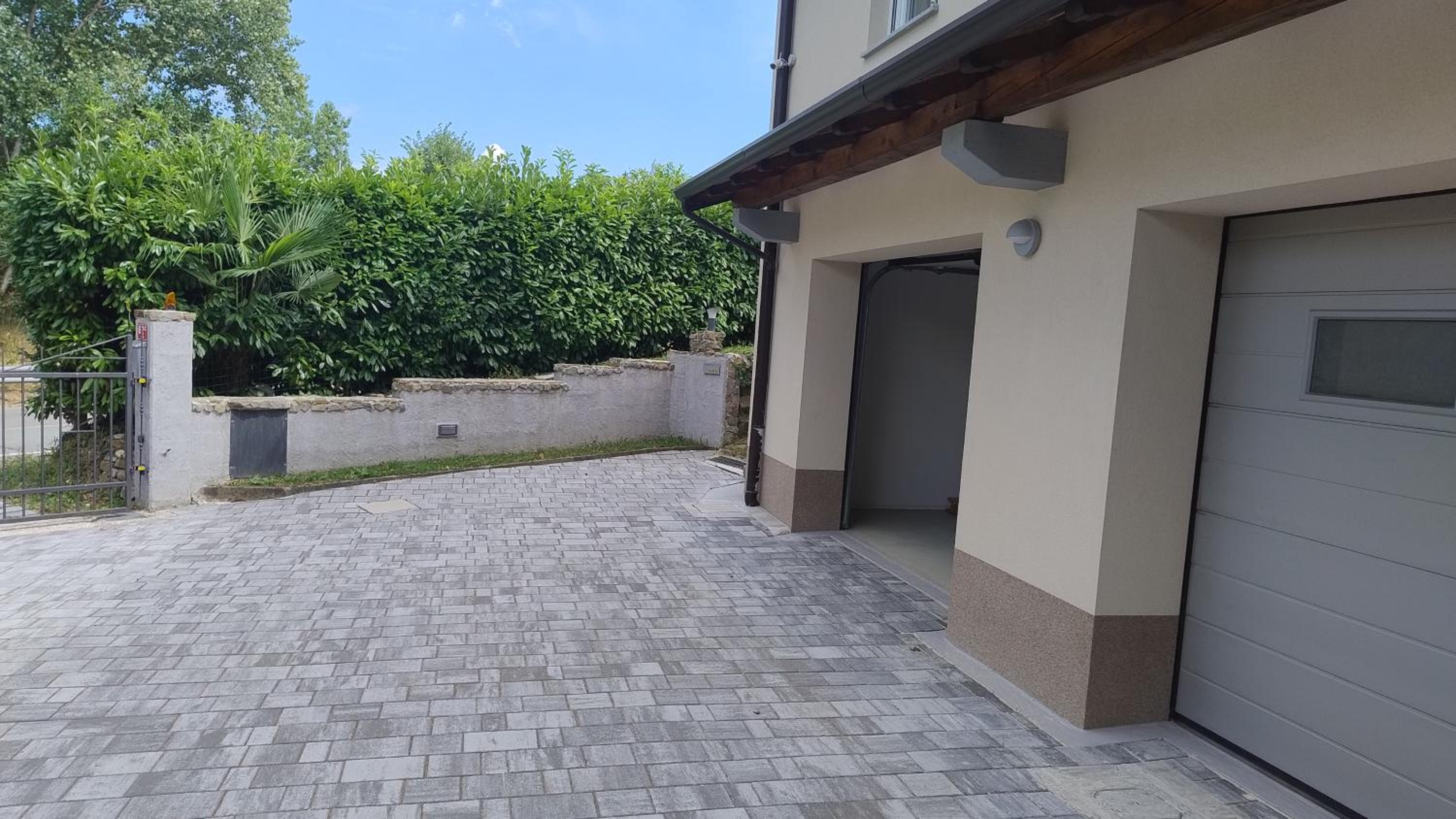 Počitniška hiša Hum en Kojsko