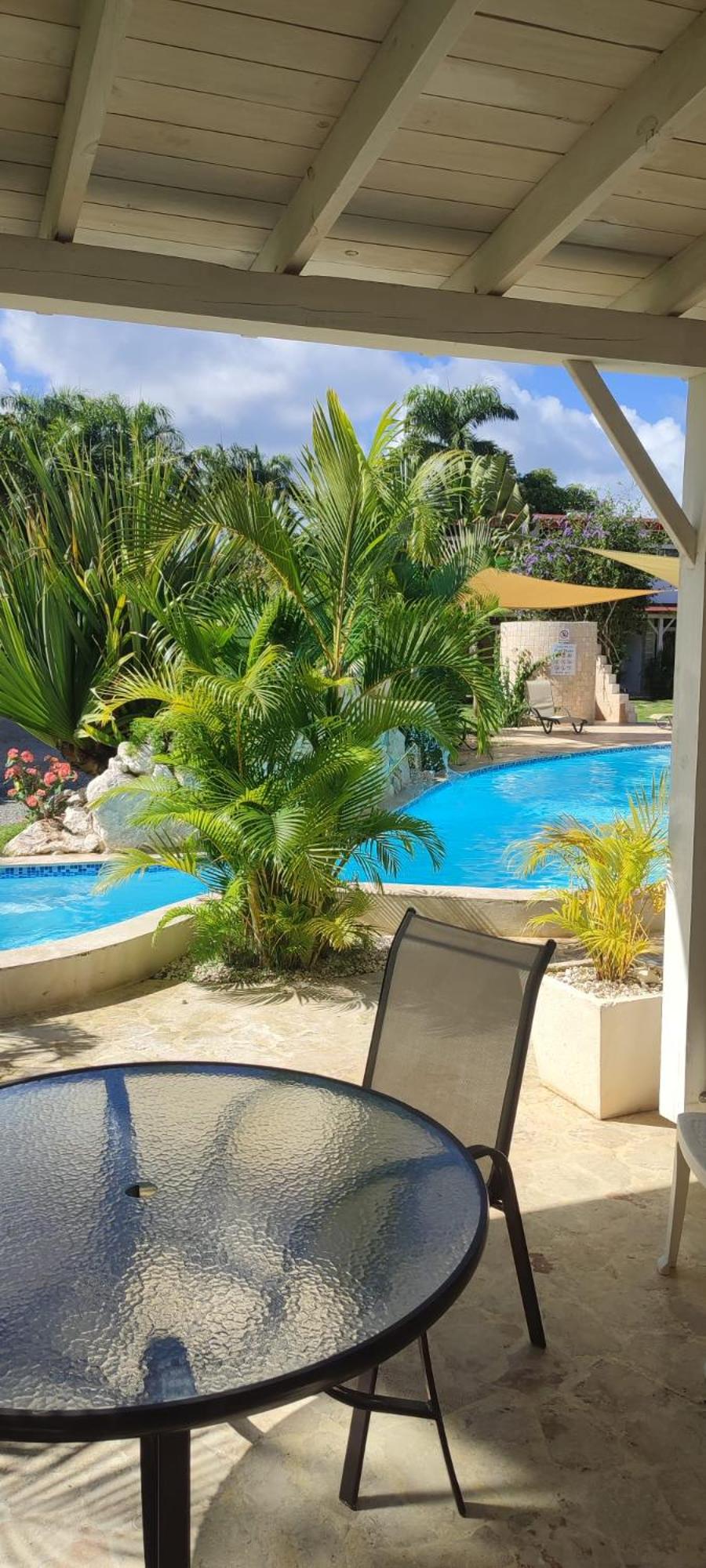 Almendra Residential