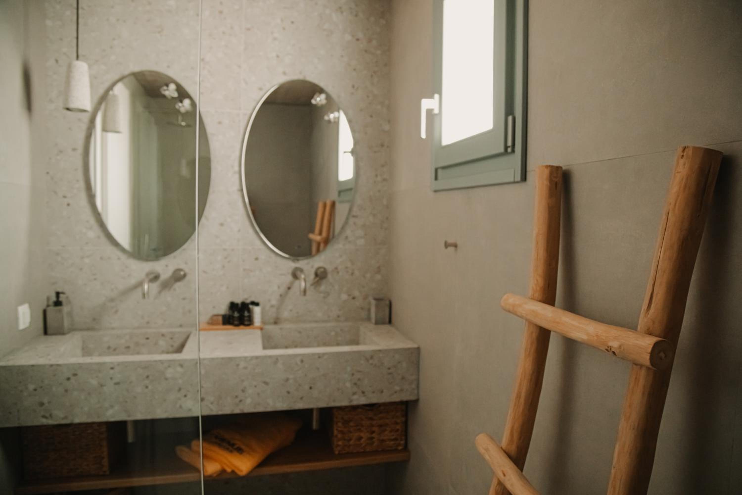 Venue Villas - Folegandros