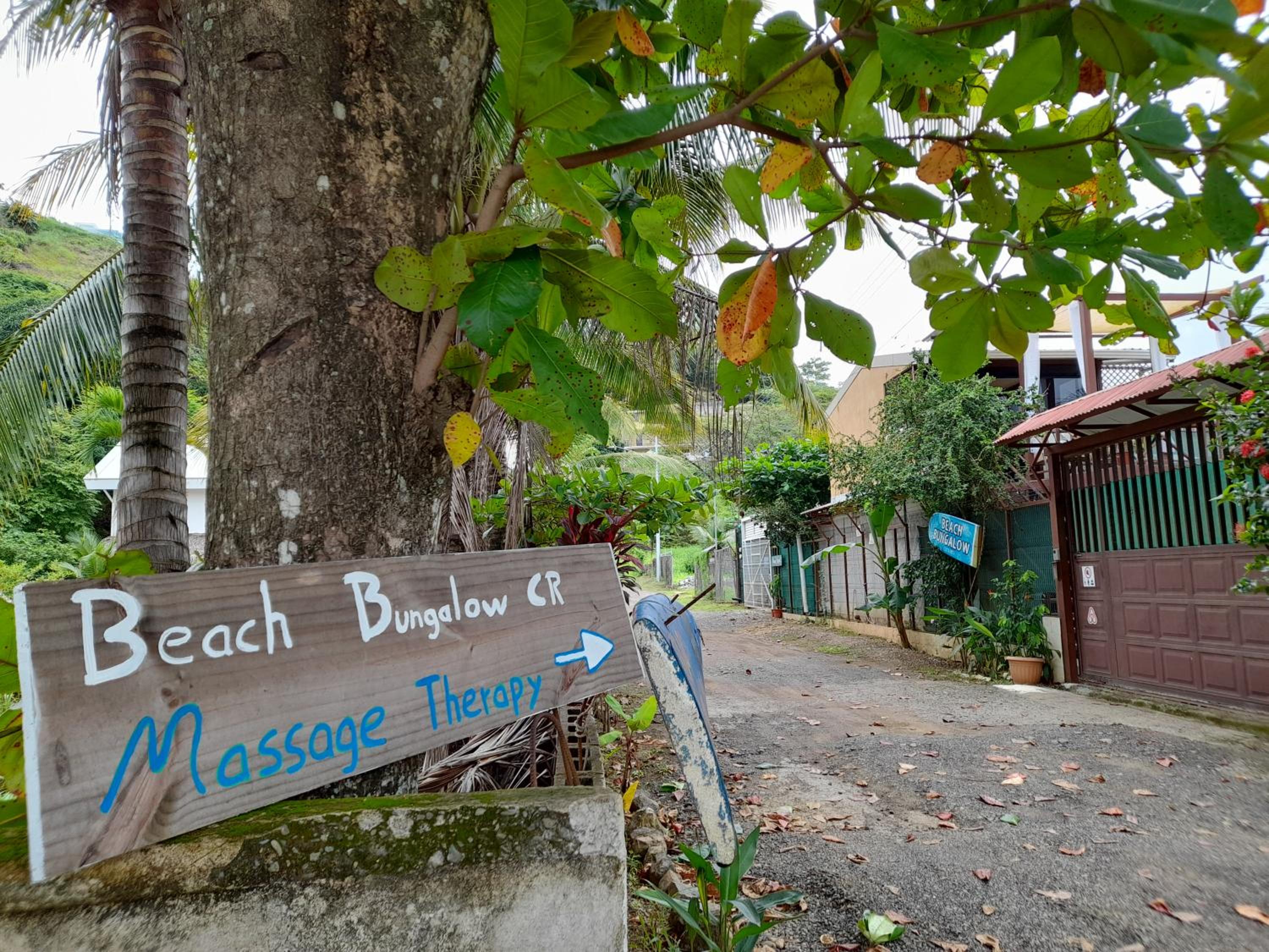 Jaco Surf Beachbungalow