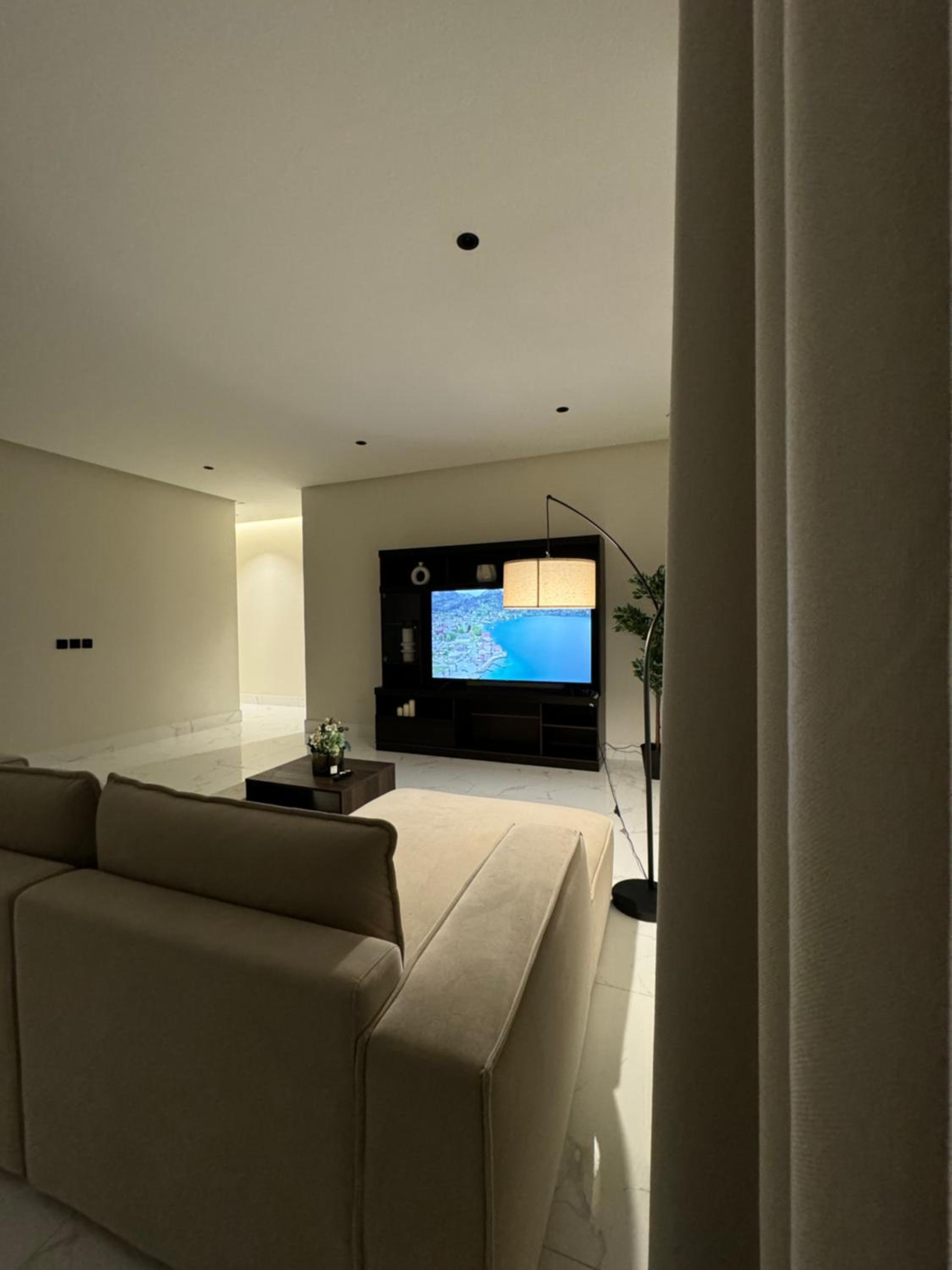 Sunrise Luxury 3 Bedrooms Apartment الشروق view 3