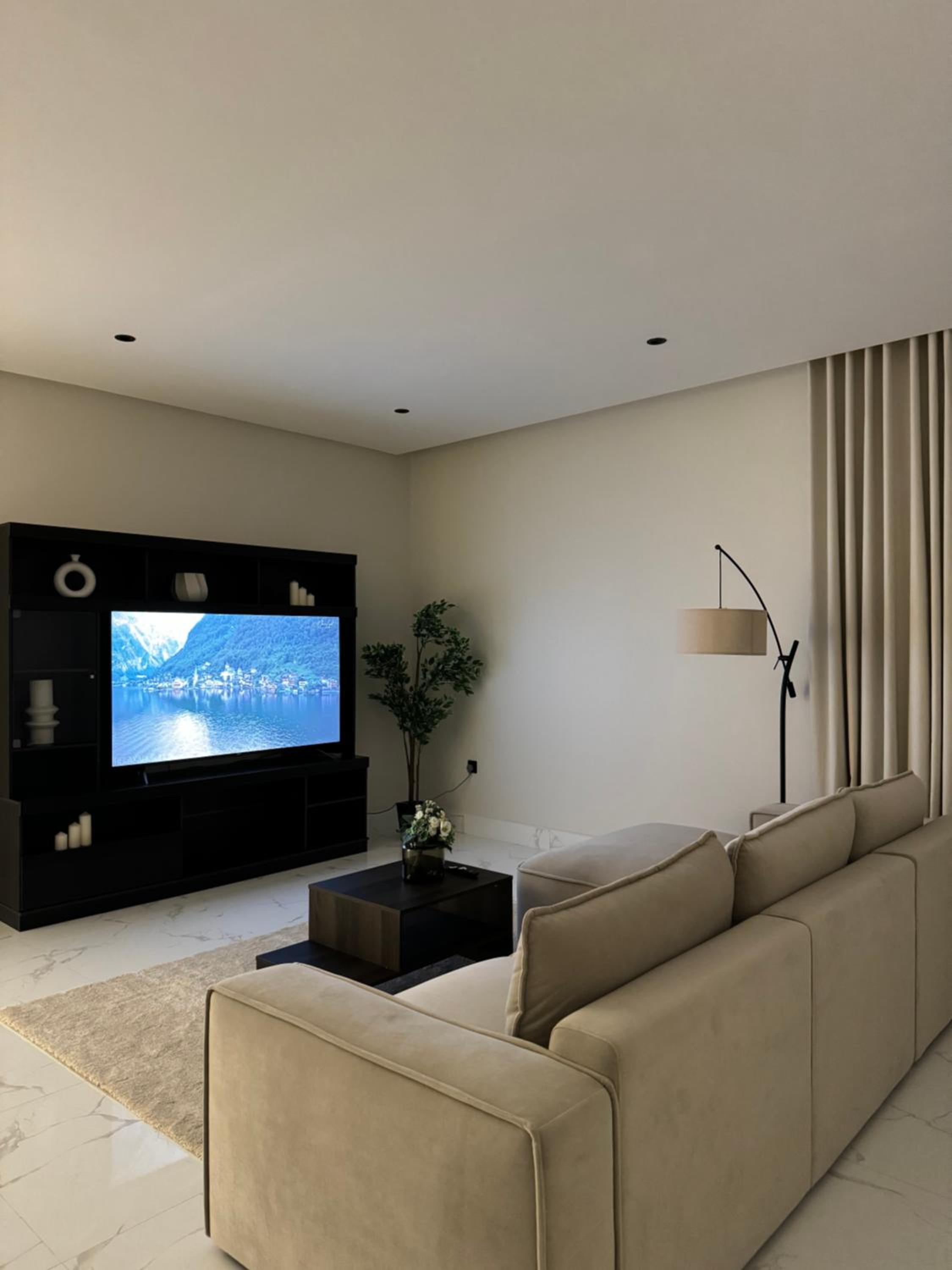 Sunrise Luxury 3 Bedrooms Apartment الشروق view 5