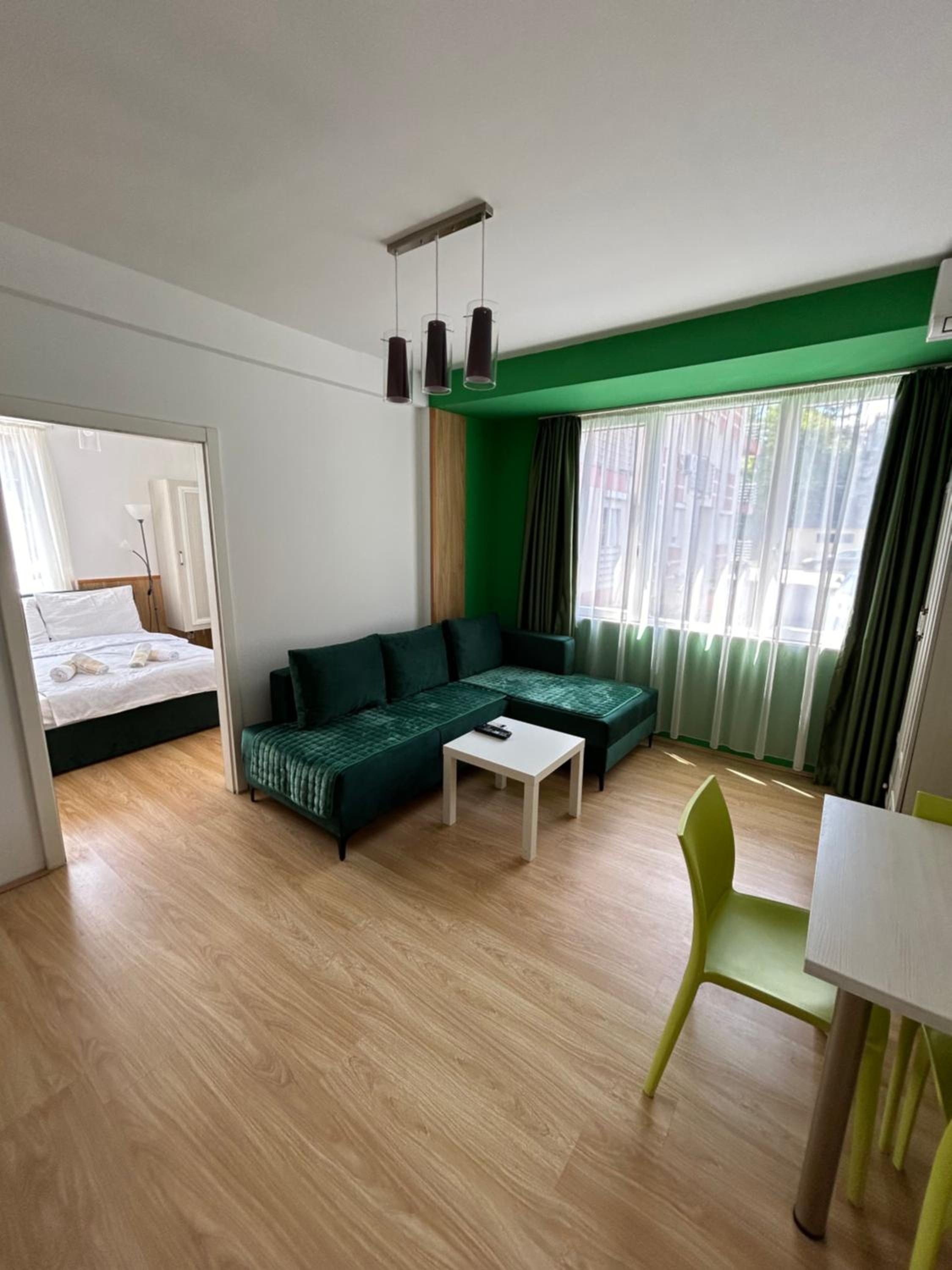 Iskra Guesthouse