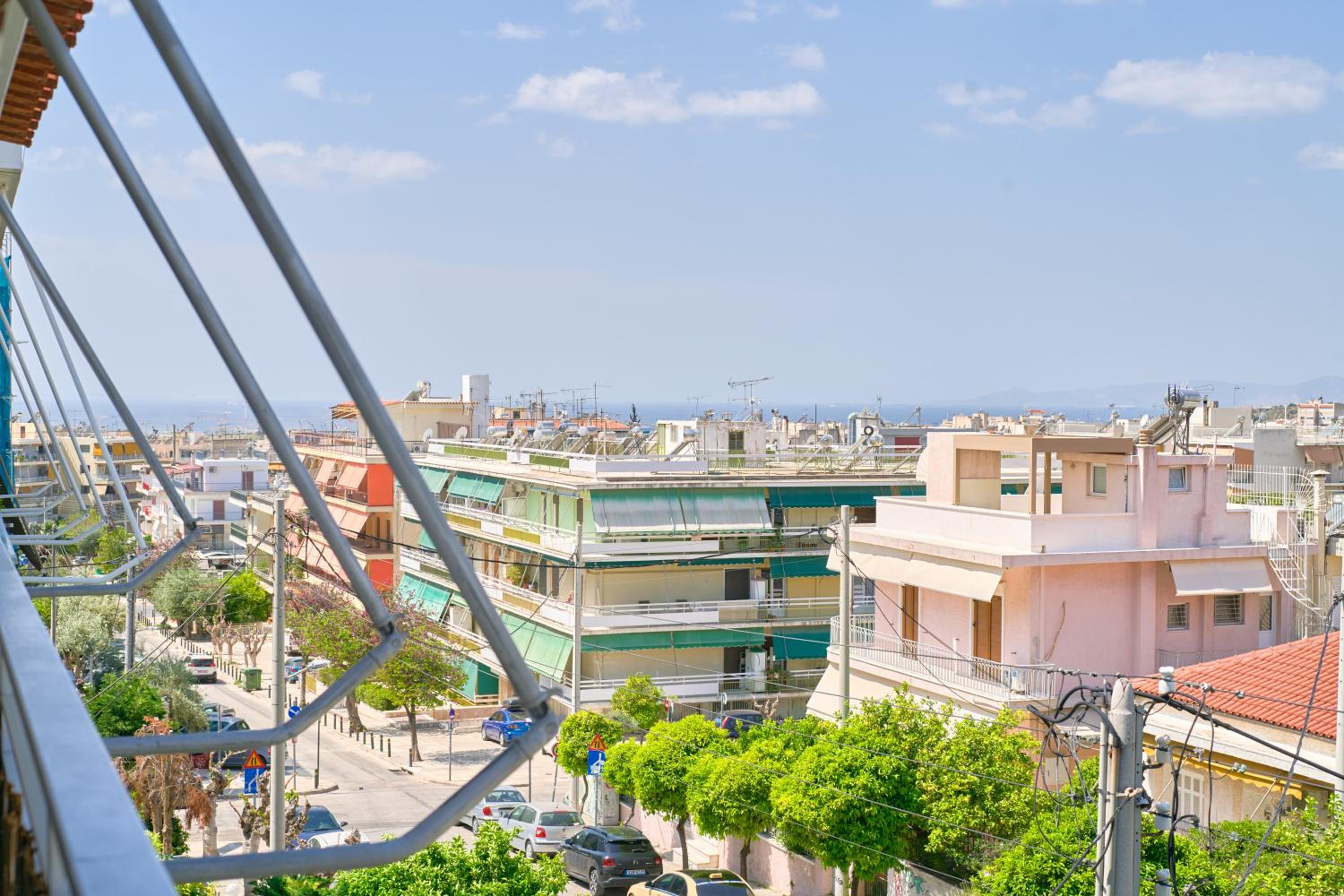 Sea-View Apt Argyroupoli, Athens
