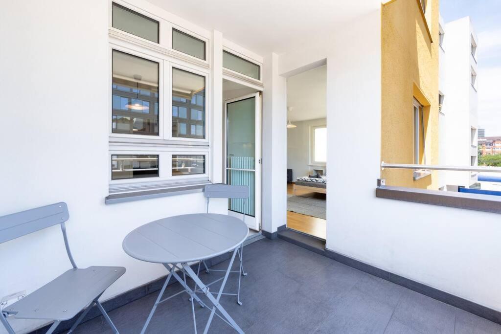 Comforting stay in Downtown Zurich with Skyline Views