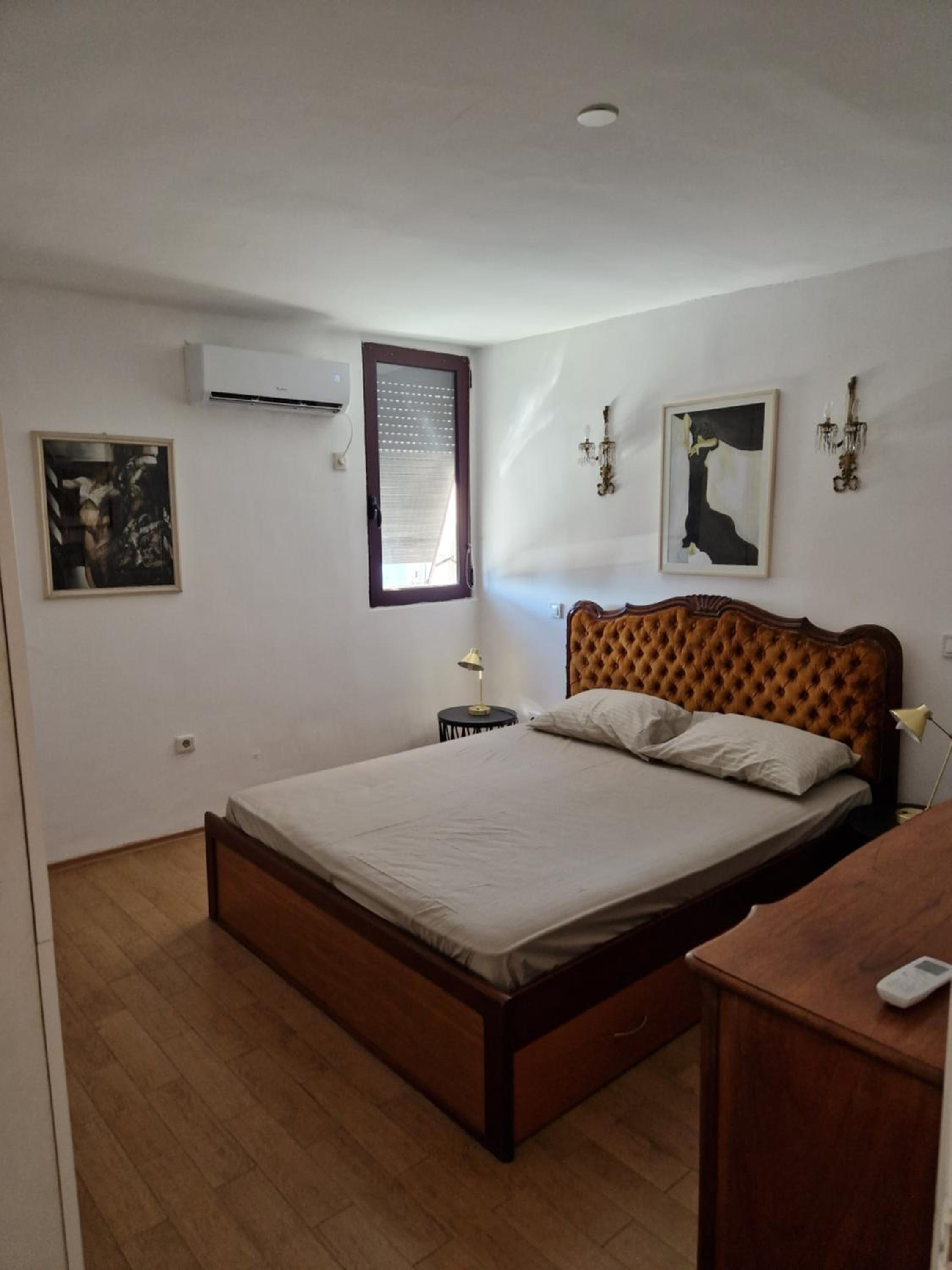Traveller's Den view 3