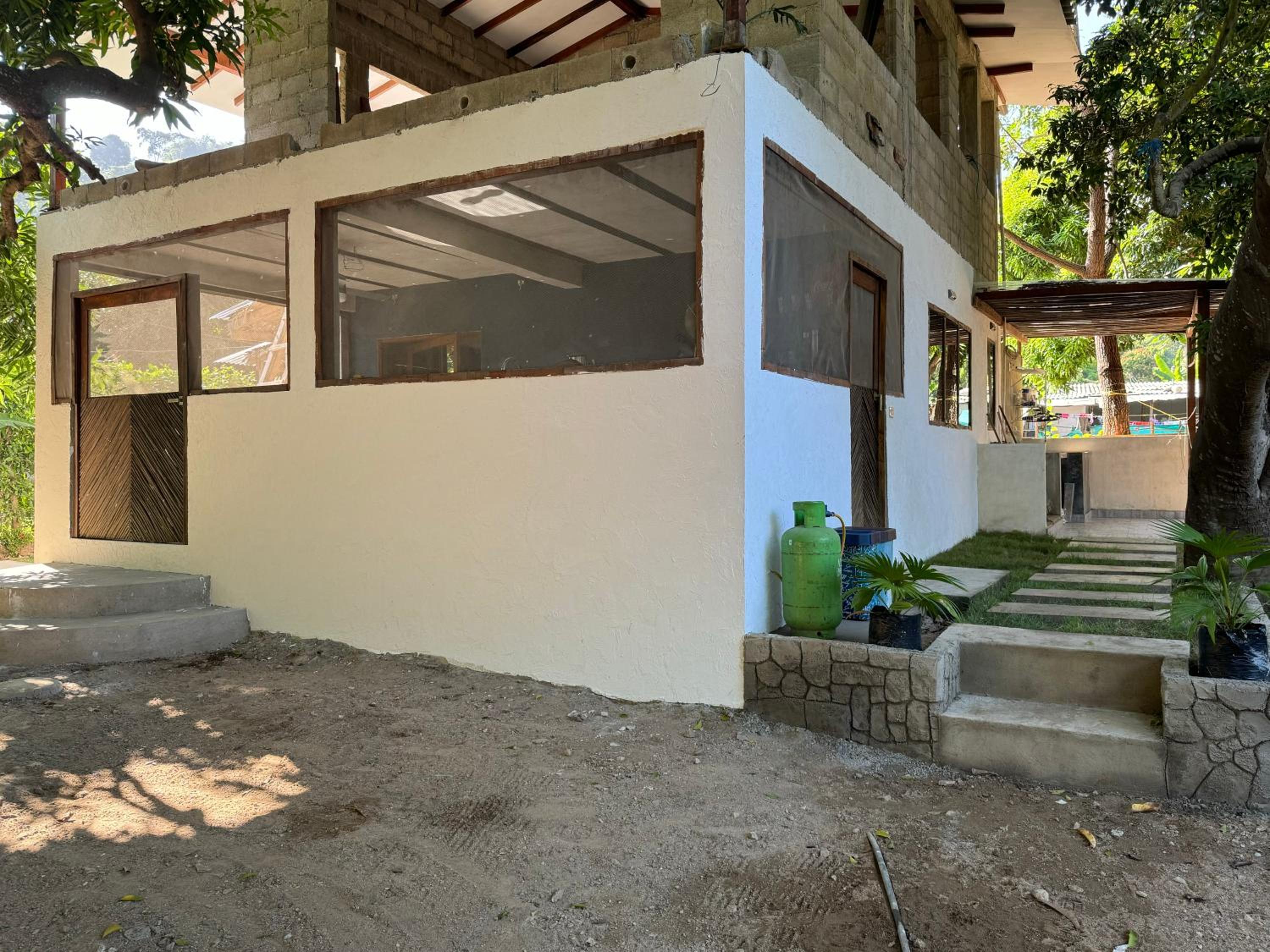 La Casita Debajo del Mango
