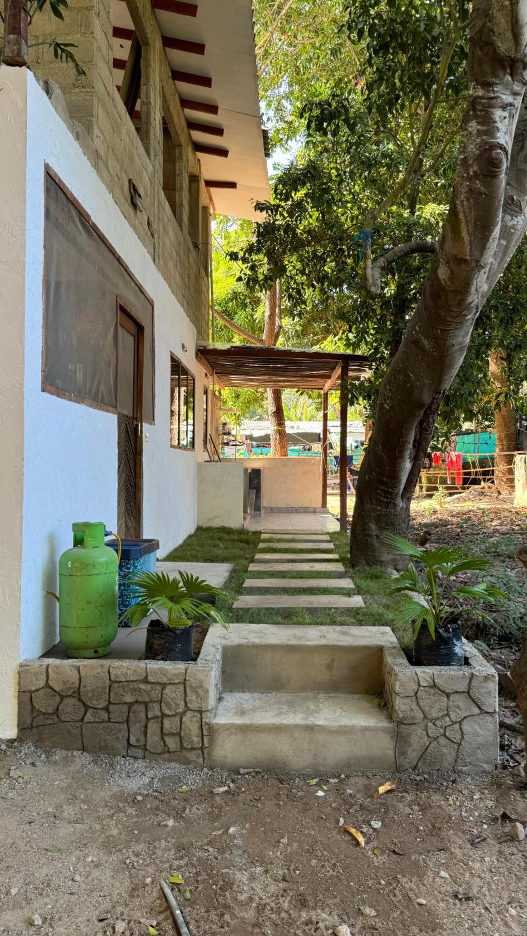 La Casita Debajo del Mango