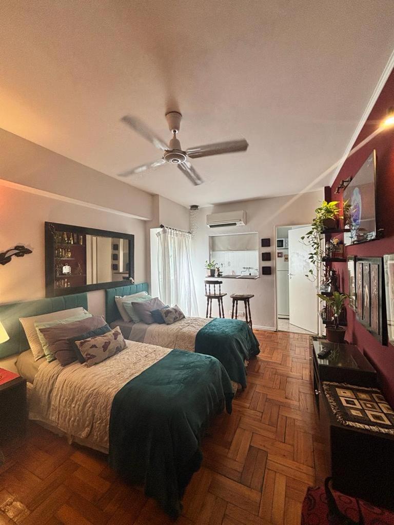Recoleta, céntrico, estudio amplio!