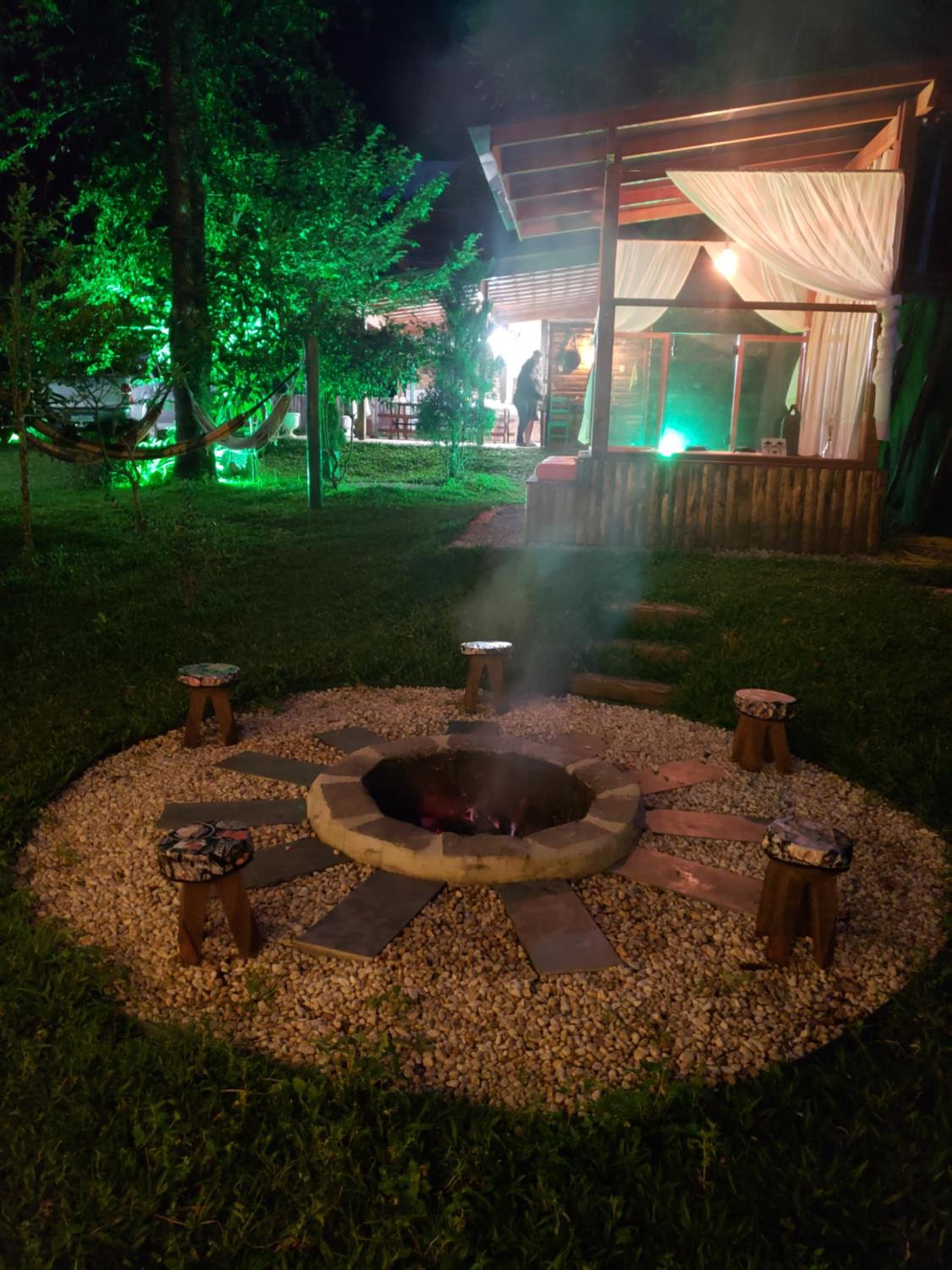 CHÁCARA com SAUNA e JACUZZI - Pet Friendly