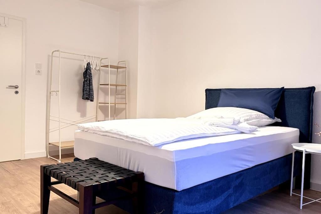 Dortmund Vacations - 15 Minuten Fuweg zum Stadion und Privatparkplatz - Property Image 9
