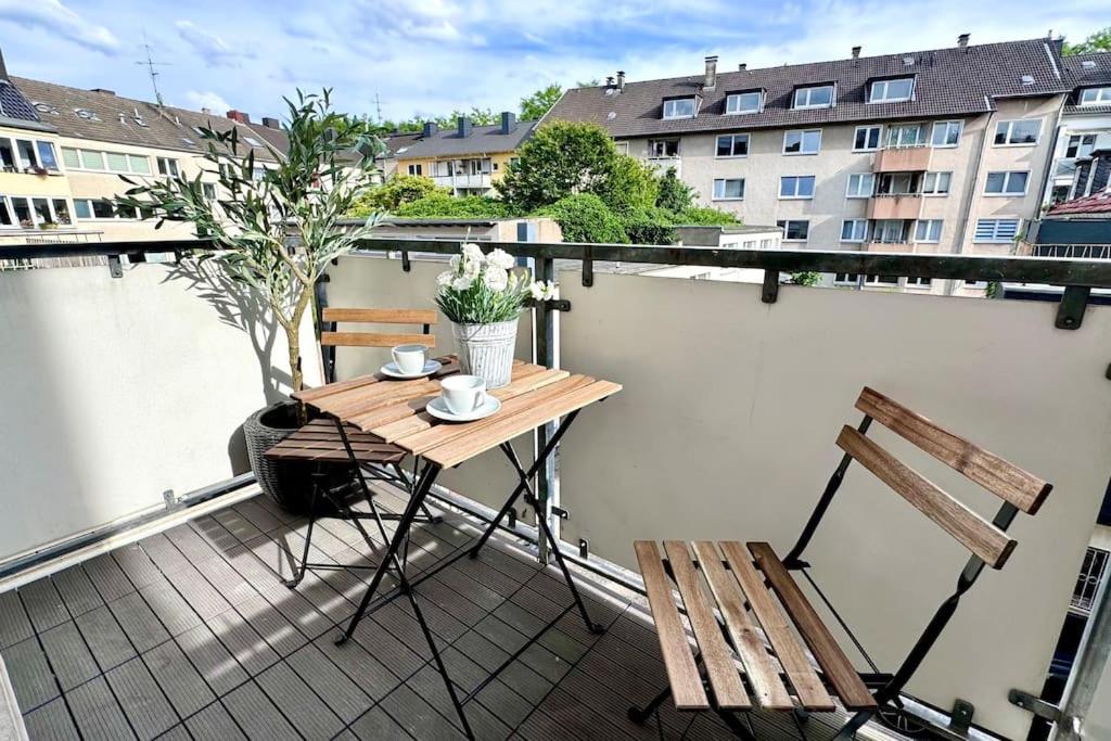 Dortmund Vacations - 15 Minuten Fuweg zum Stadion und Privatparkplatz - Property Image 23