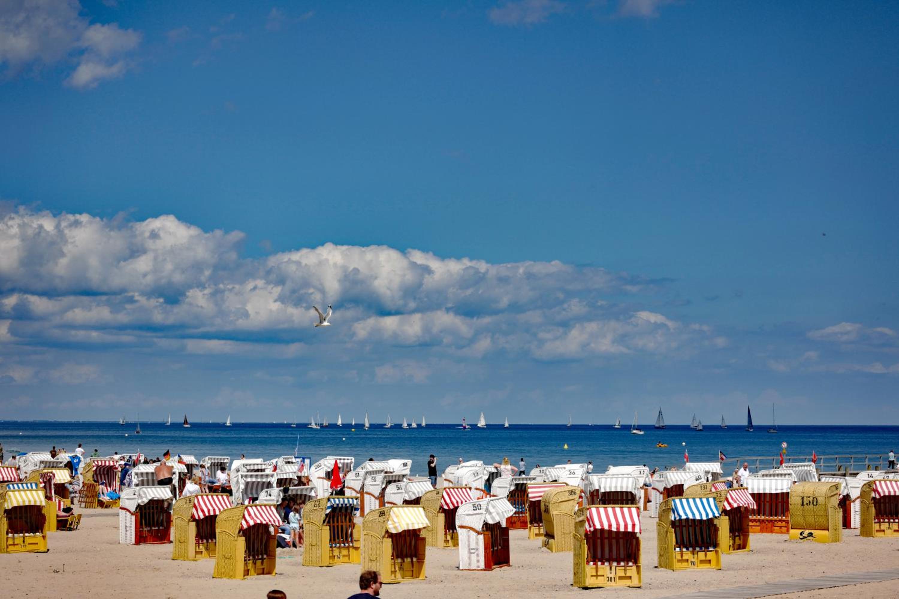 Beachside 2-Zimmer-Wohnung mit Meerblick