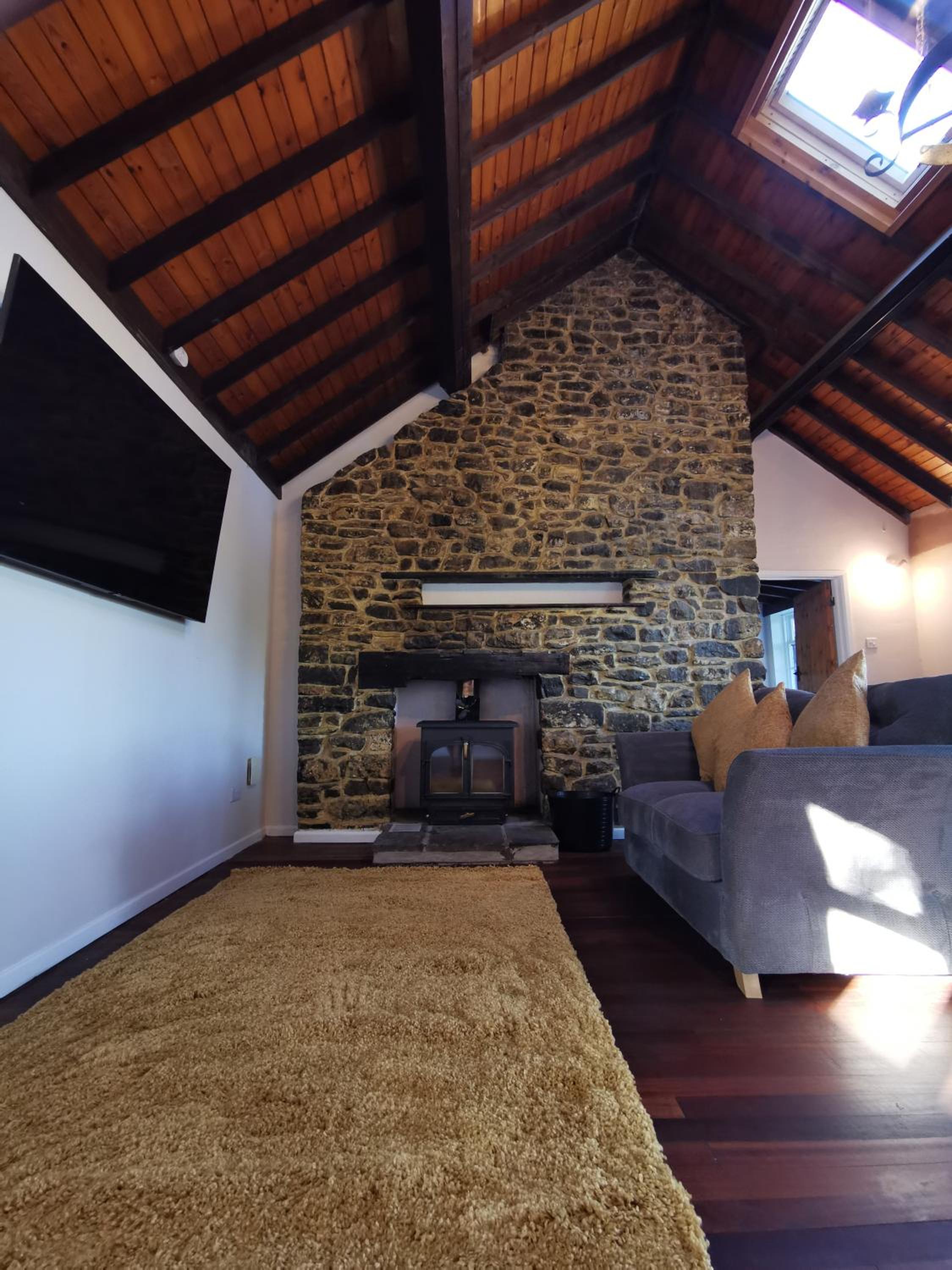 Plasbach Cottage