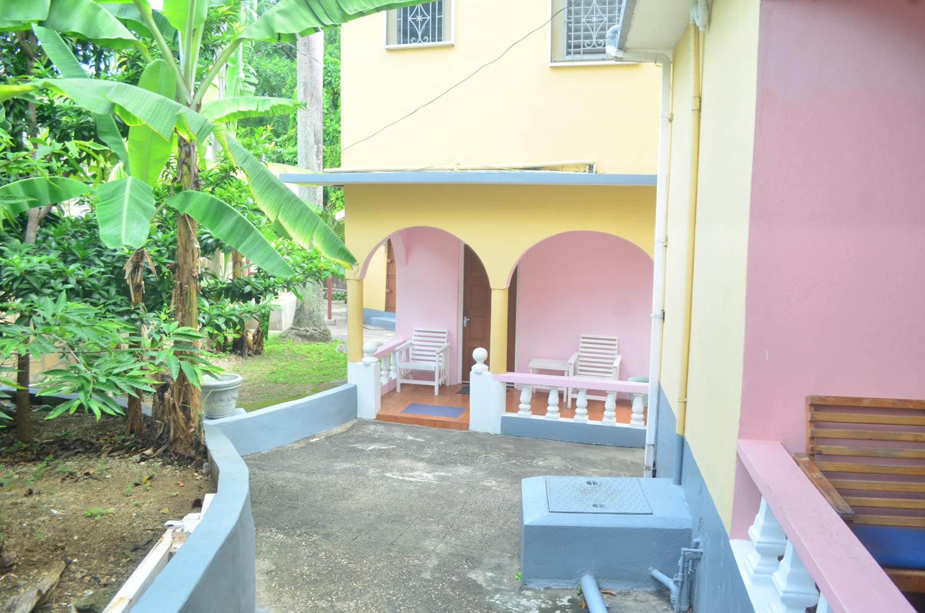 Little Shaw Park Guest House