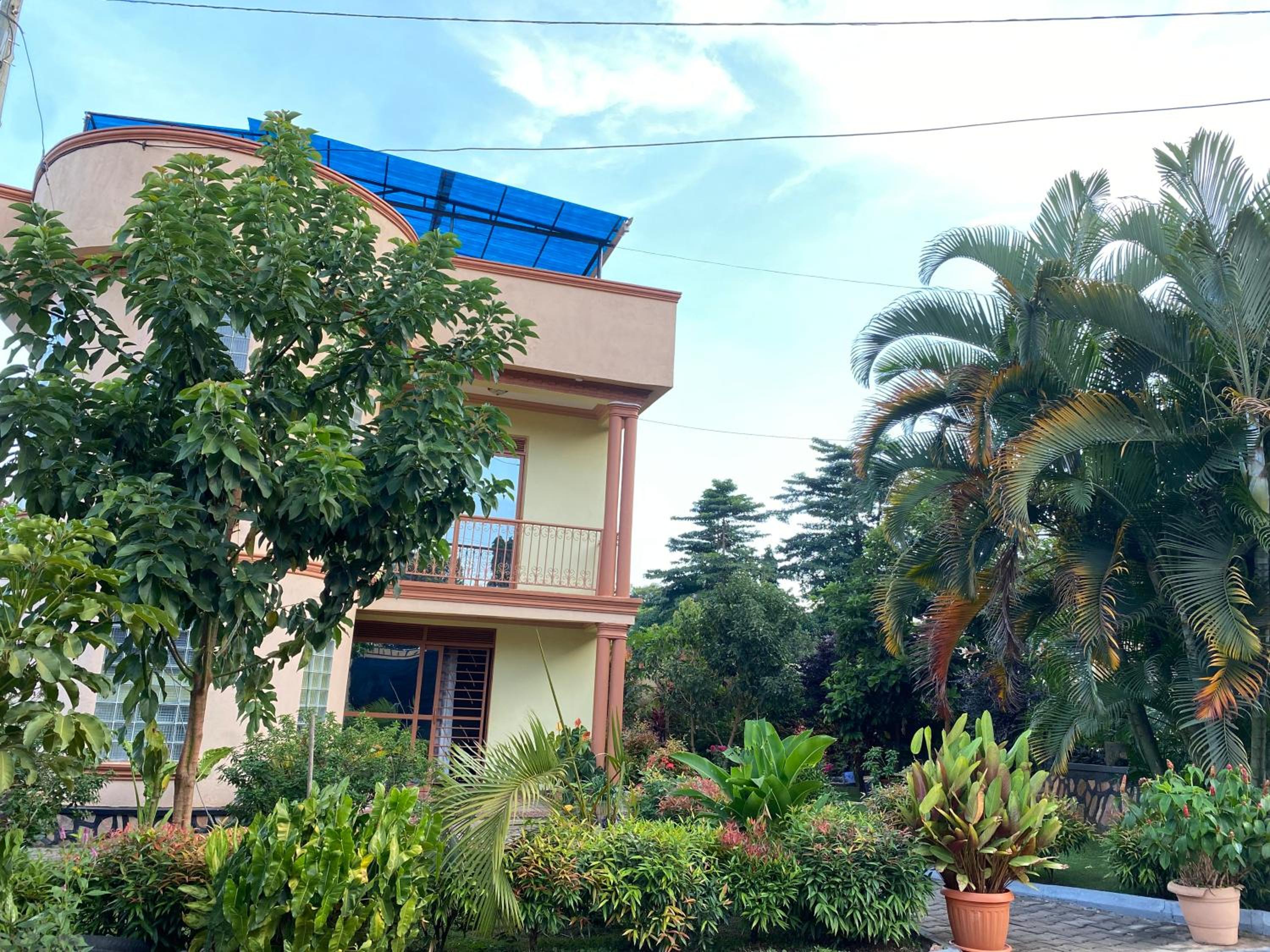 HA LUXURY Flat Apartment view 2