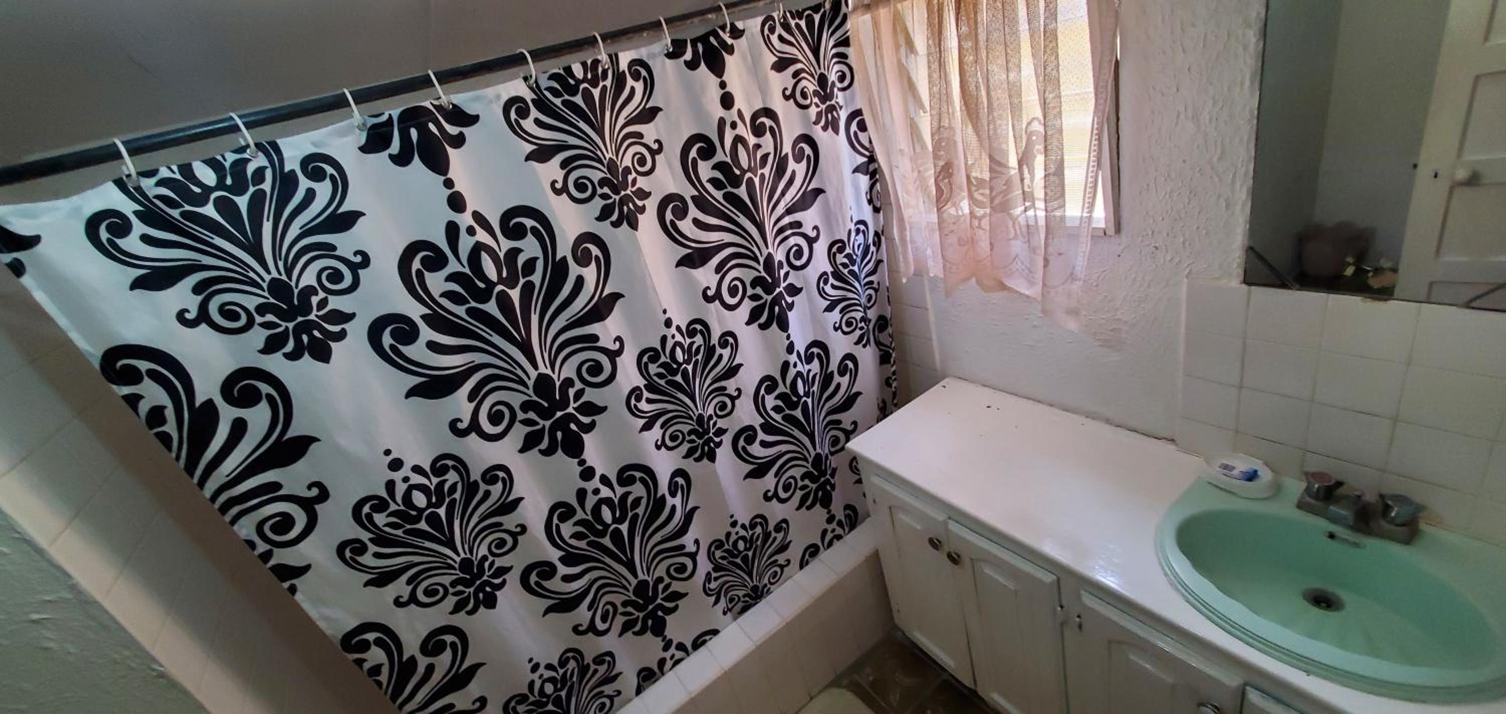 Little Shaw Park Guest House